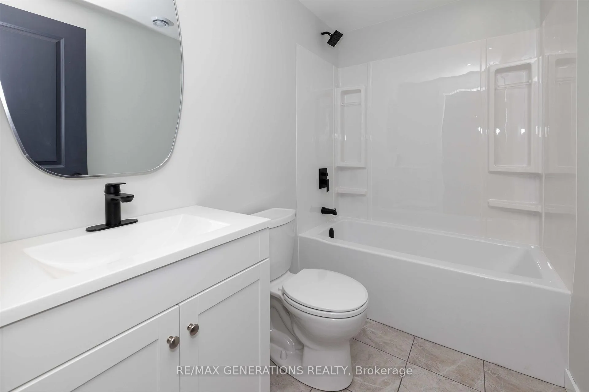 Photo 29 of 3281 Fairview Avenue, Thunder Bay, Rosslyn Road — HOMEH
