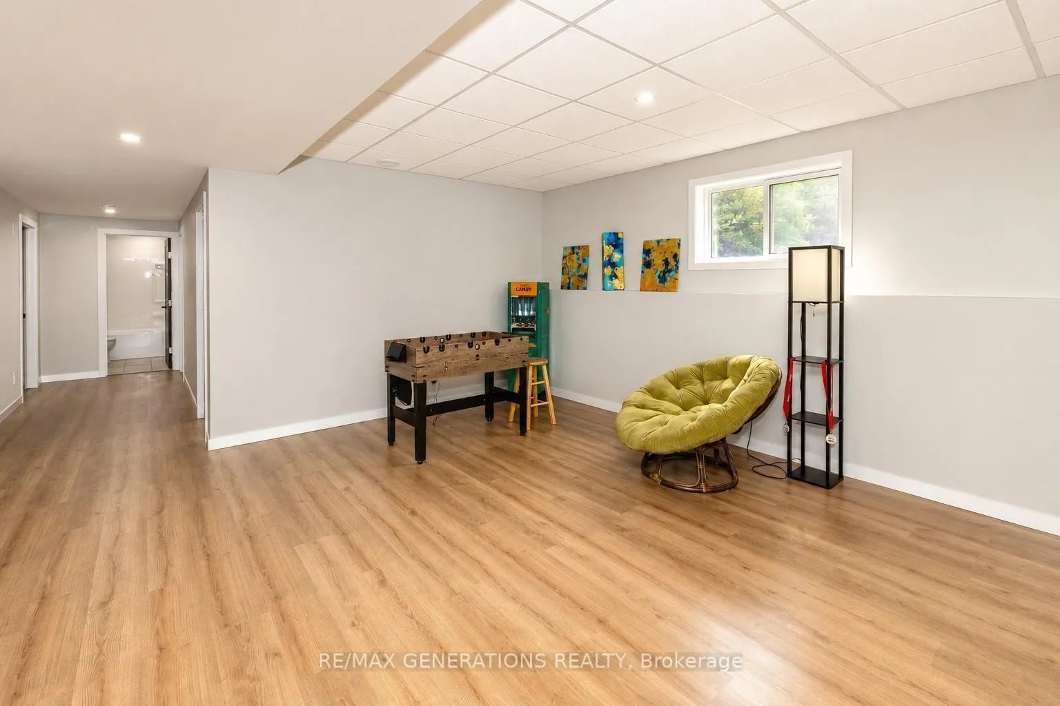 Photo 34 of 3281 Fairview Avenue, Thunder Bay, Rosslyn Road — HOMEH