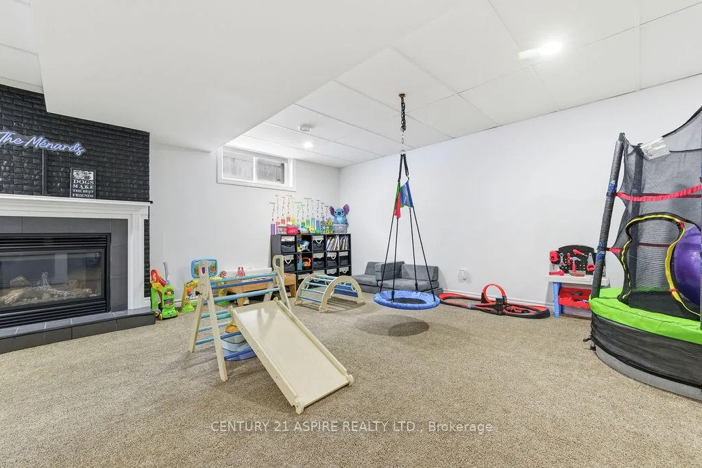 Photo 43 of 2036 Sandstone Crescent, Petawawa — HOMEH