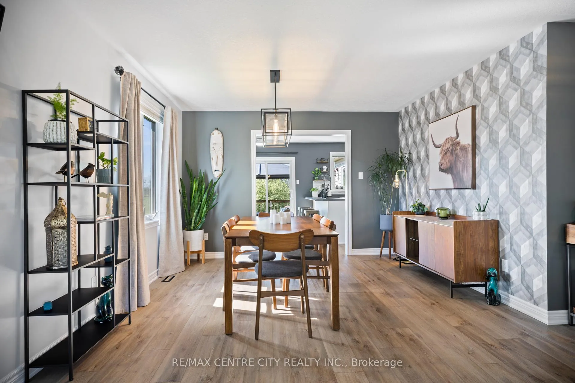 Photo 8 of 85 Donker Drive, St. Thomas — HOMEH