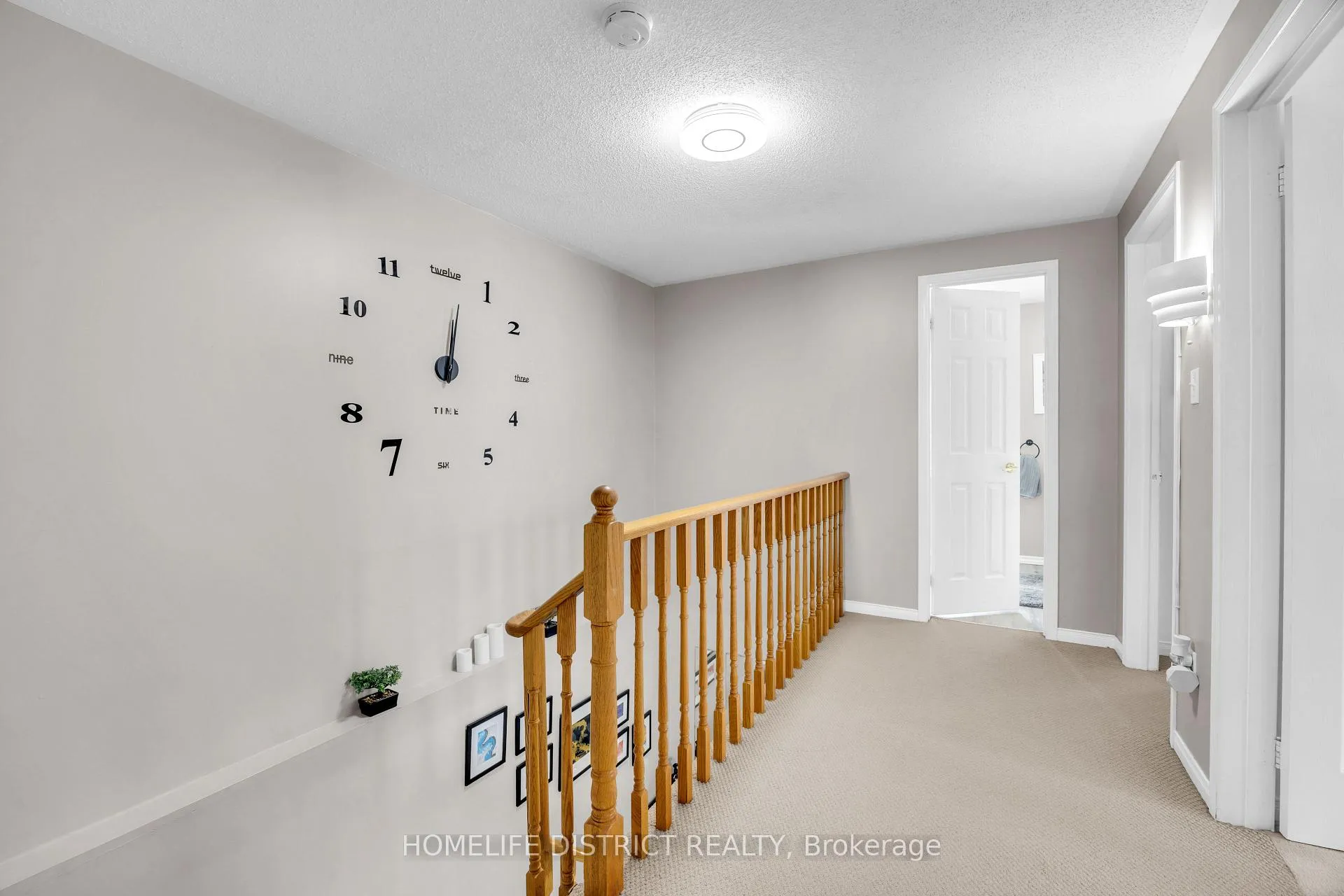 Photo 19 of 101 Champine Square, Clarington, Bowmanville — HOMEH