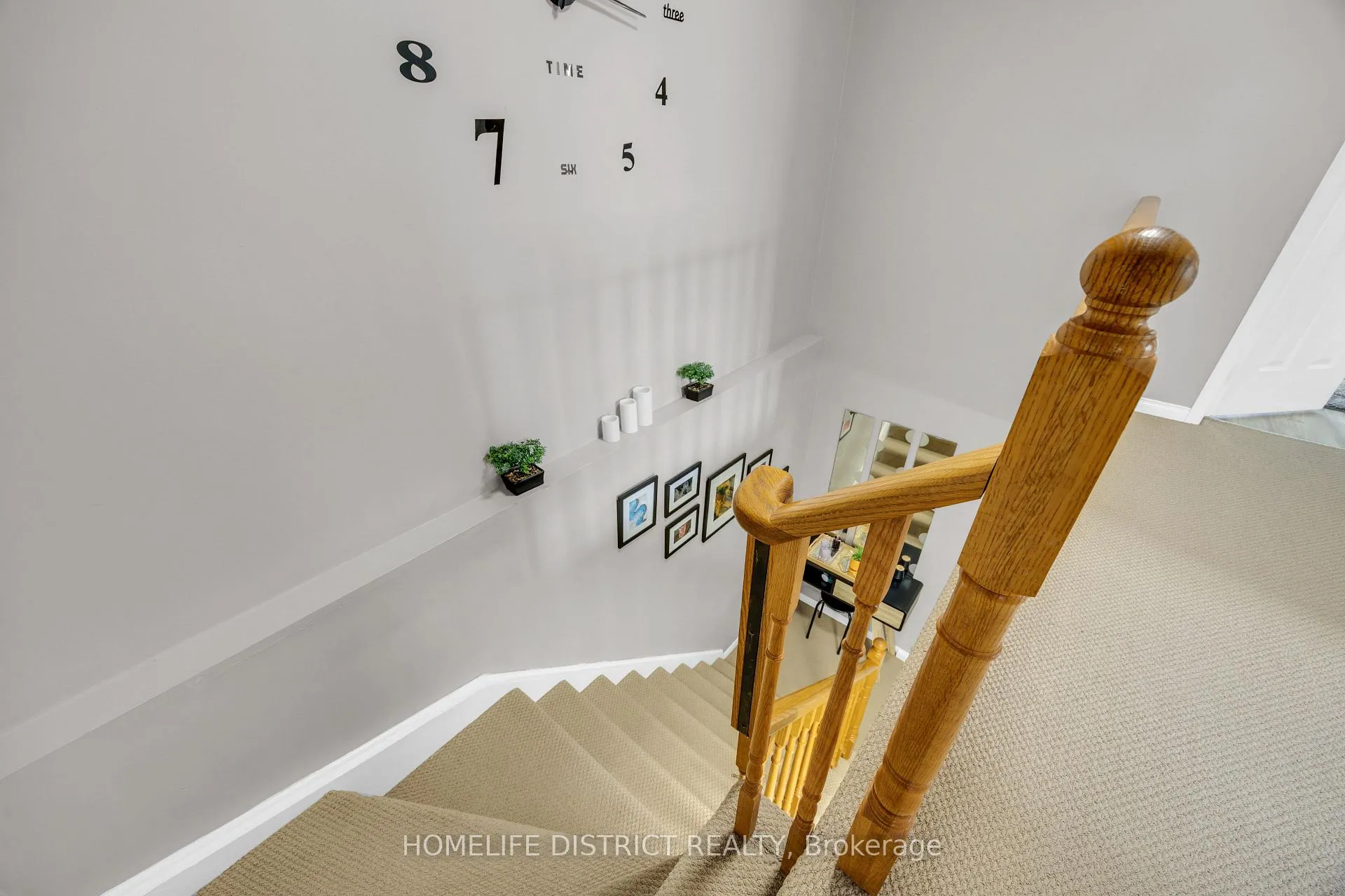 Photo 28 of 101 Champine Square, Clarington, Bowmanville — HOMEH