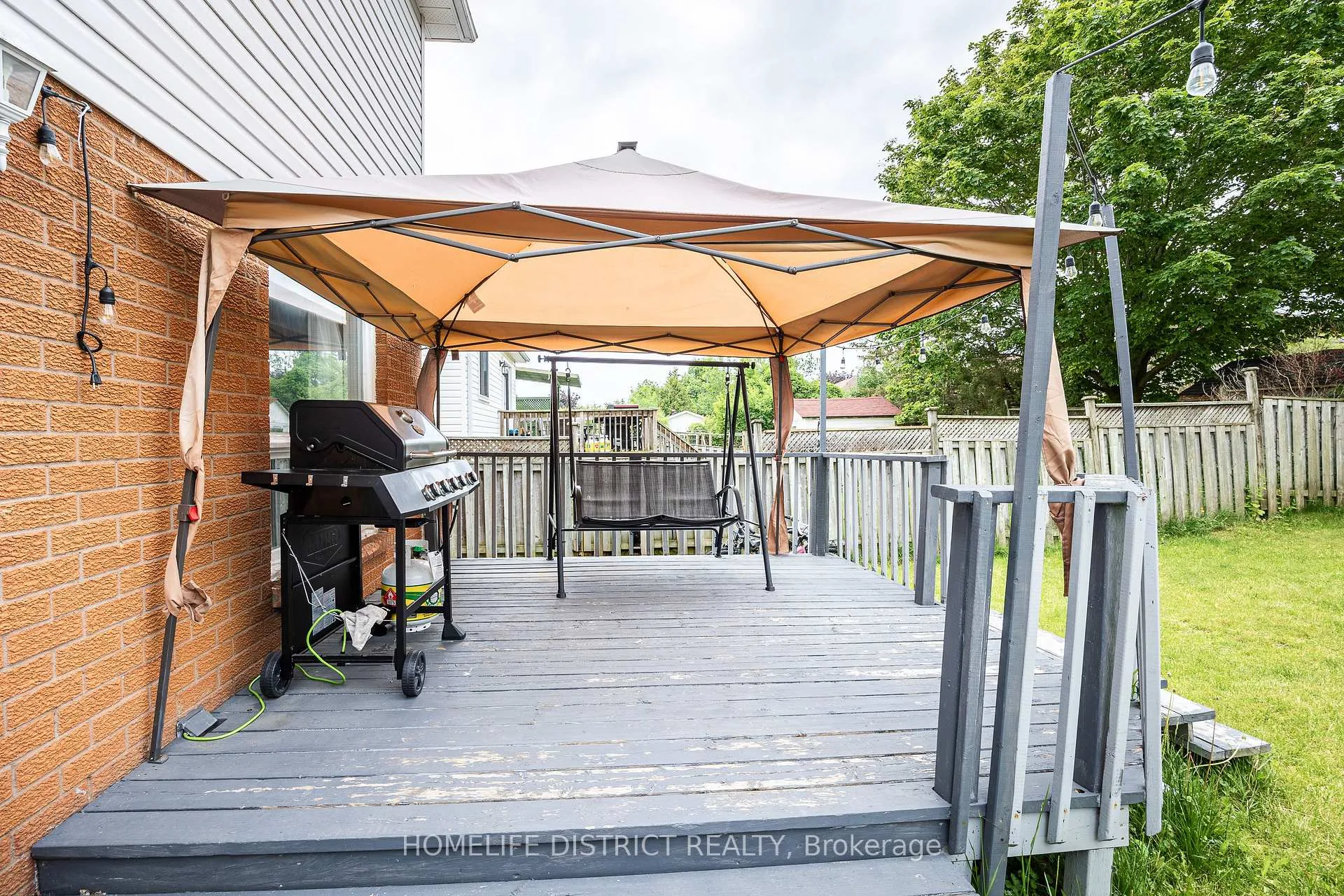 Photo 32 of 101 Champine Square, Clarington, Bowmanville — HOMEH