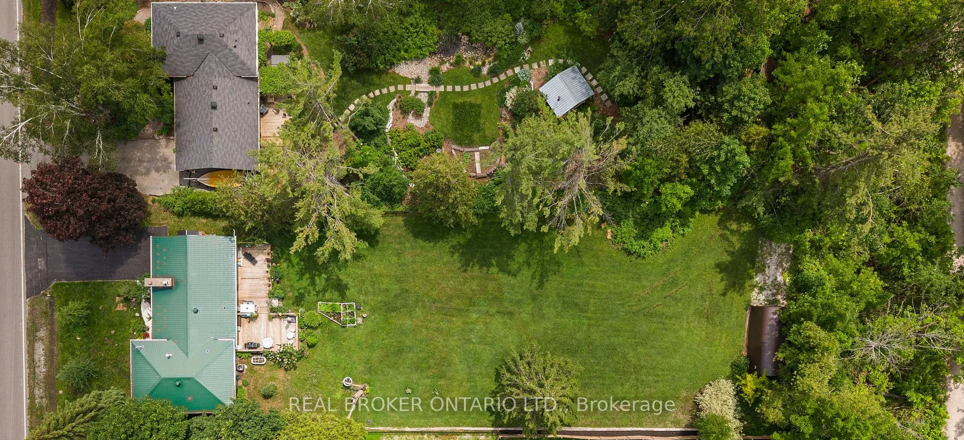 Photo 20 of 493 Bay Street, Orillia — HOMEH