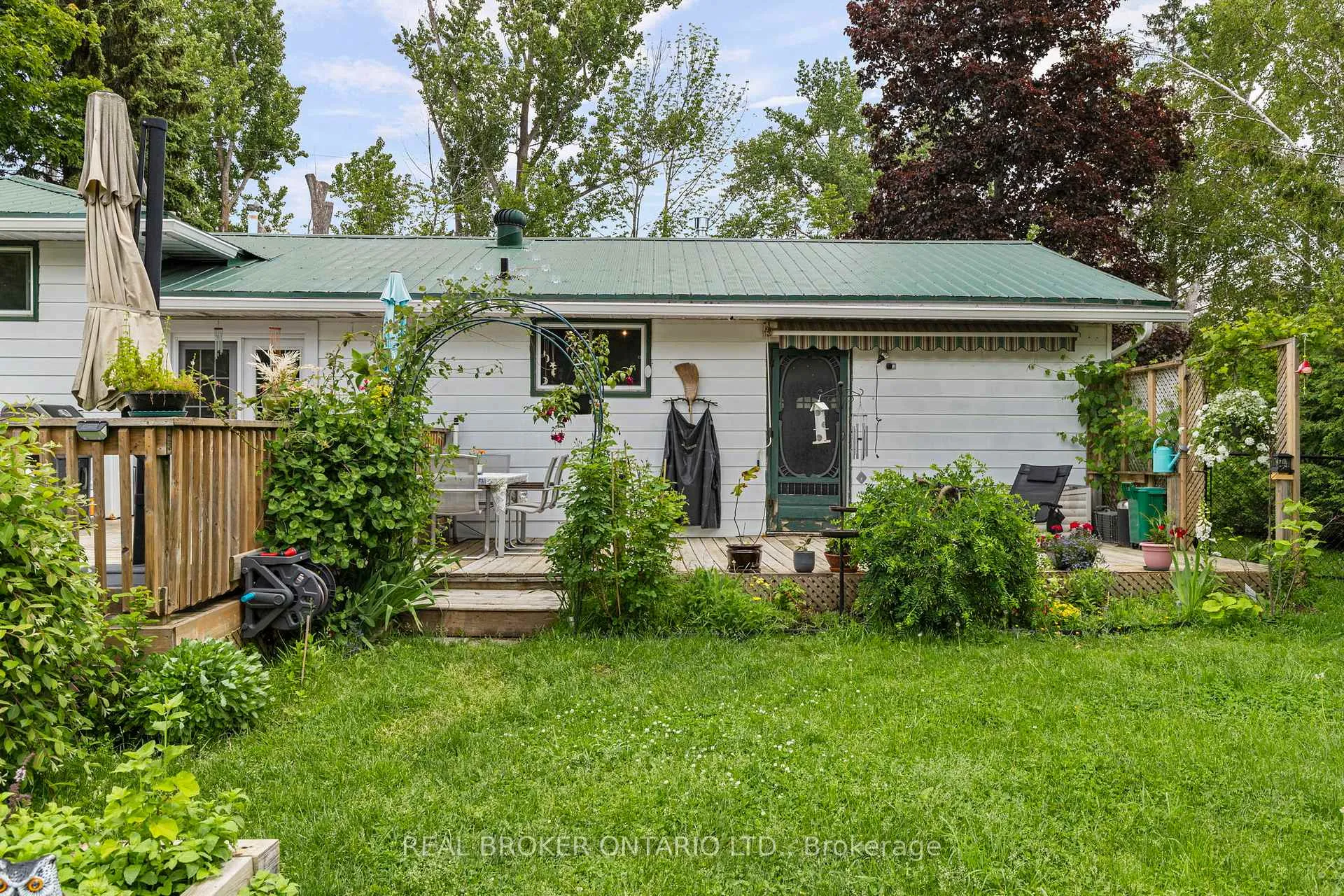 Photo 24 of 493 Bay Street, Orillia — HOMEH