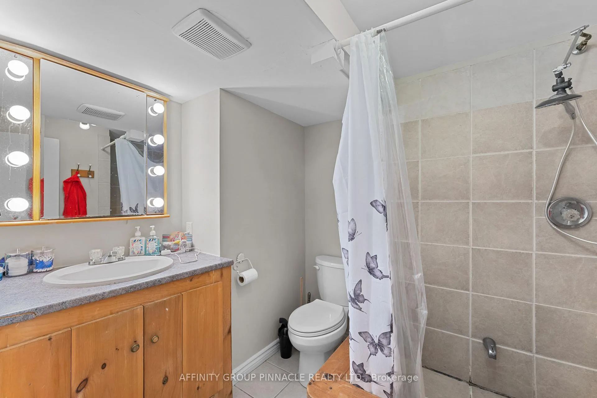 Photo 27 of 1096 Barnardo Avenue, Peterborough, Northcrest Ward 5 — HOMEH