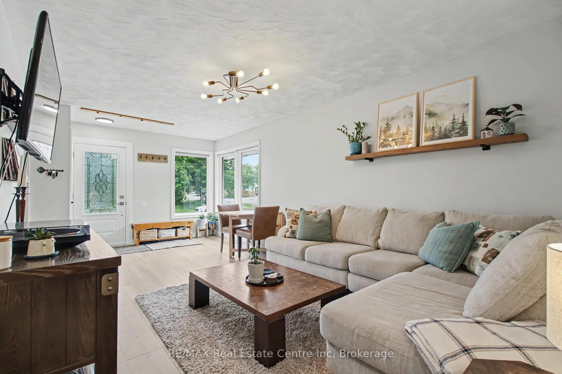 Photo 6 of 37 Ottawa Crescent, Guelph, St. George's — HOMEH