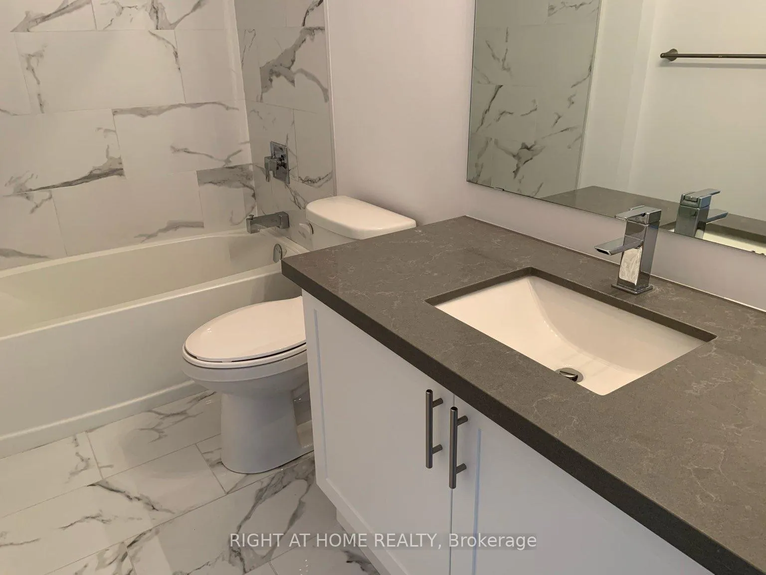 Photo 20 of Unit 519, 125 Shoreview Place, Hamilton, Lakeshore — HOMEH