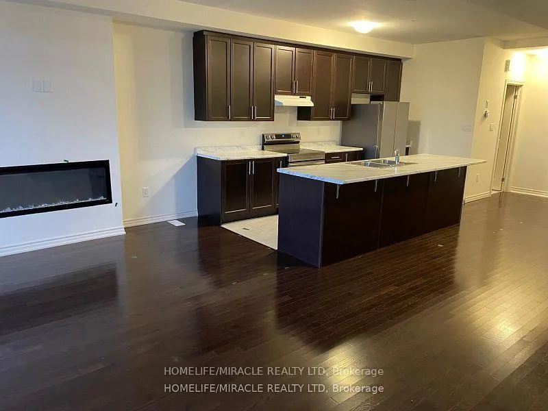 Photo 5 of 78 Donald Ficht Crescent, Brampton, Northwest Brampton — HOMEH