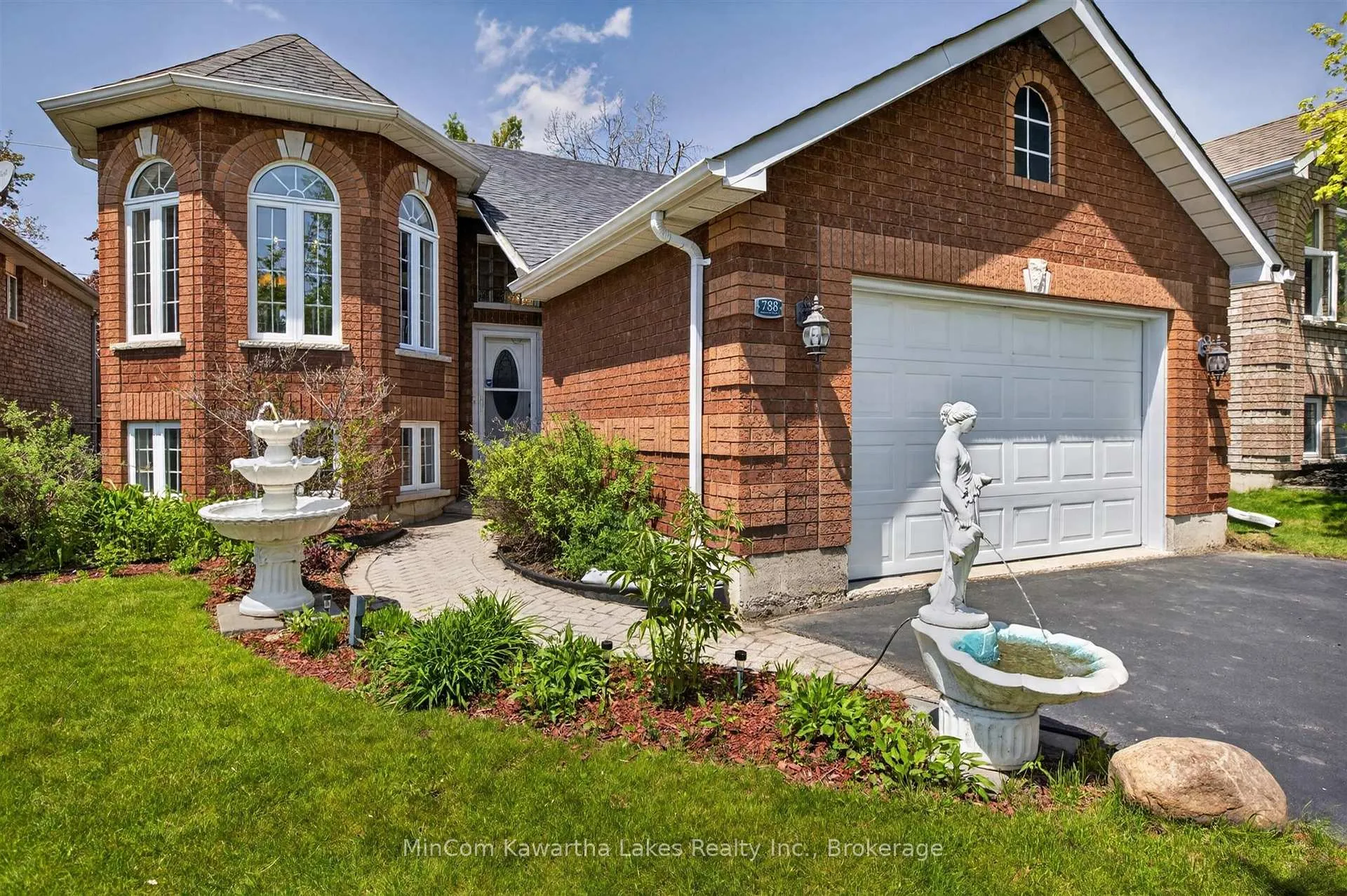 Photo 5 of 788 Hemlock Street, Peterborough, Northcrest Ward 5 — HOMEH