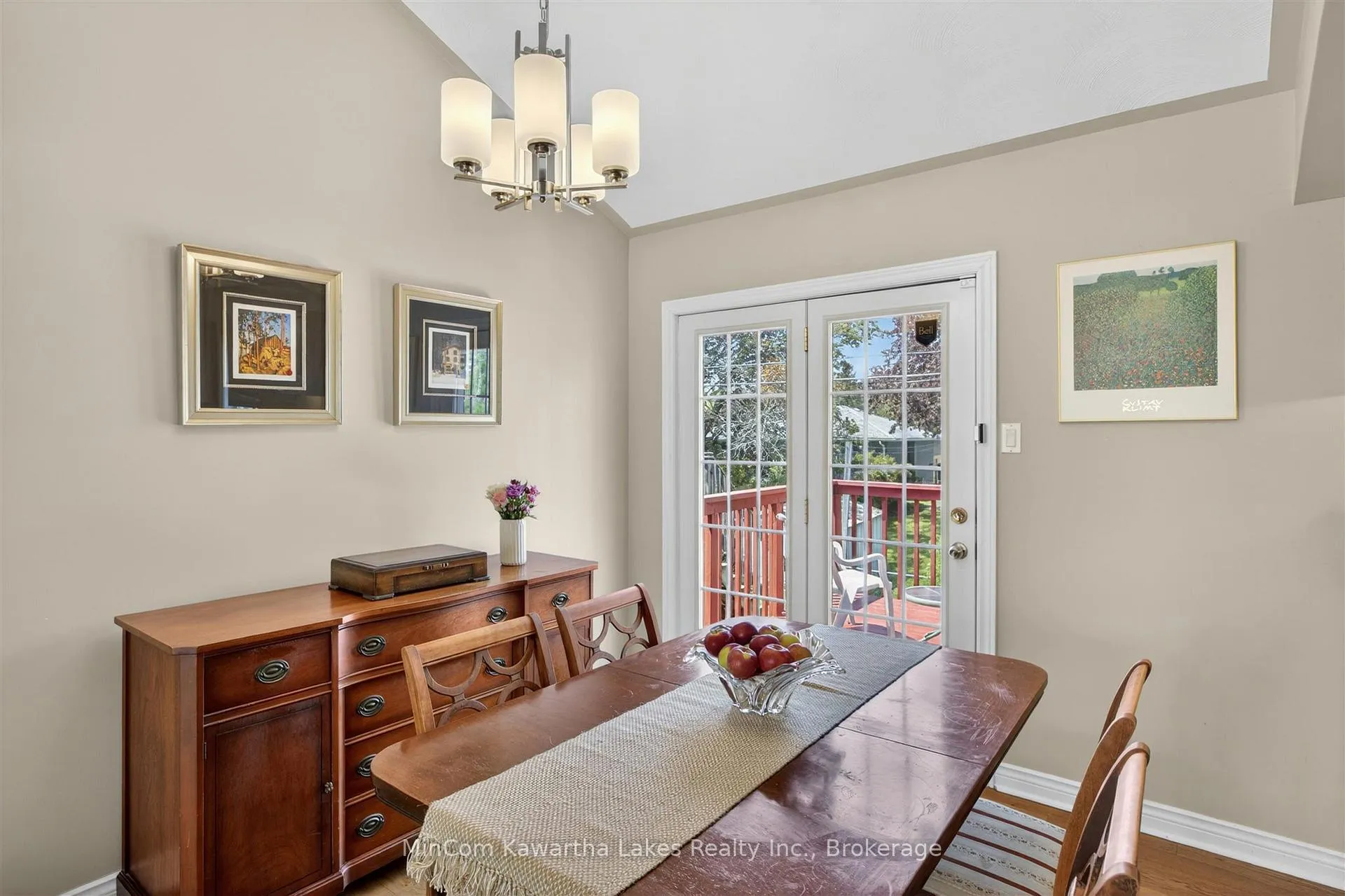 Photo 13 of 788 Hemlock Street, Peterborough, Northcrest Ward 5 — HOMEH