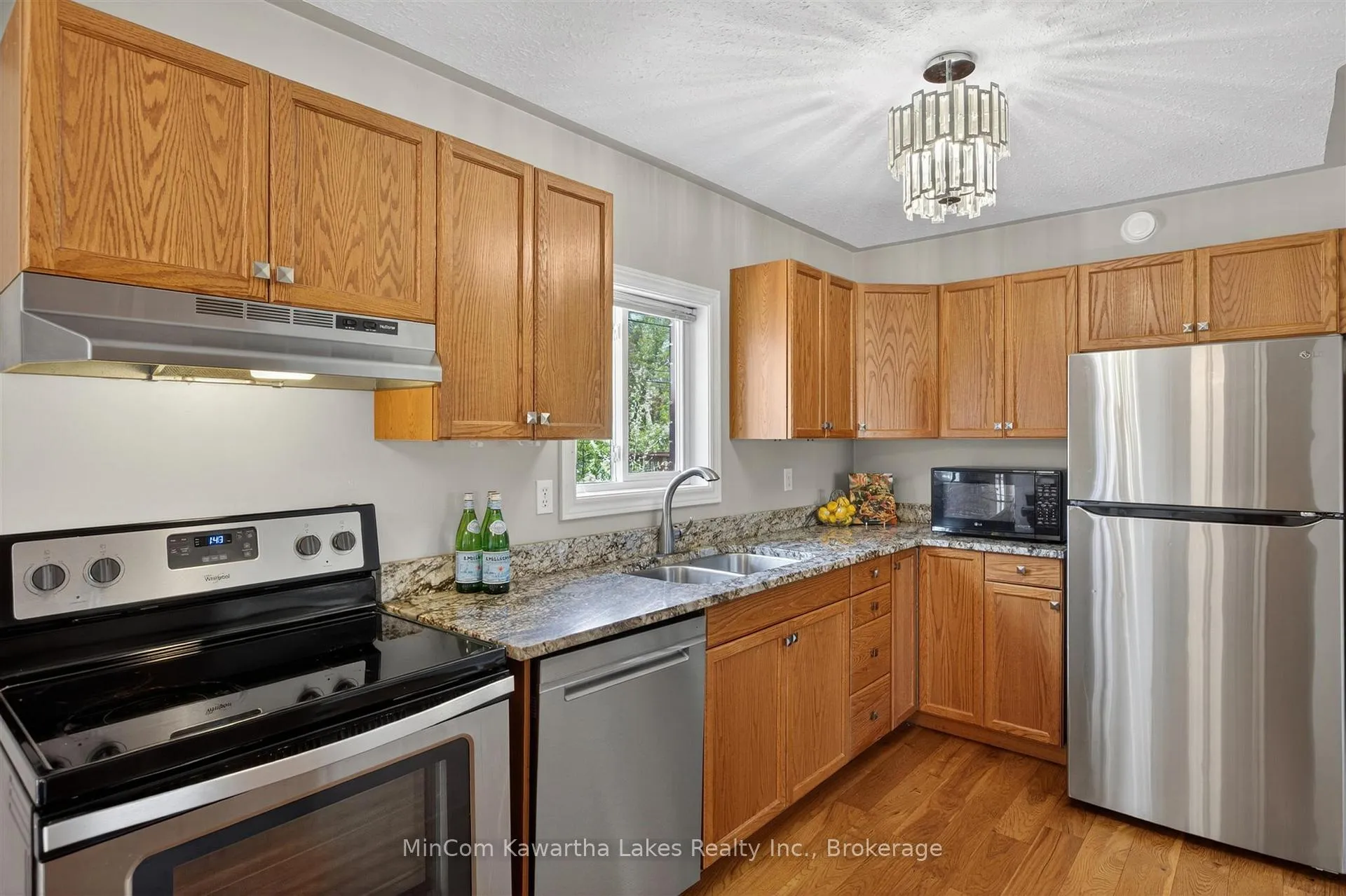Photo 16 of 788 Hemlock Street, Peterborough, Northcrest Ward 5 — HOMEH
