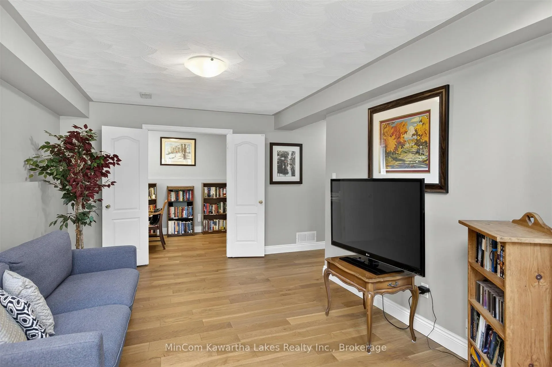 Photo 29 of 788 Hemlock Street, Peterborough, Northcrest Ward 5 — HOMEH