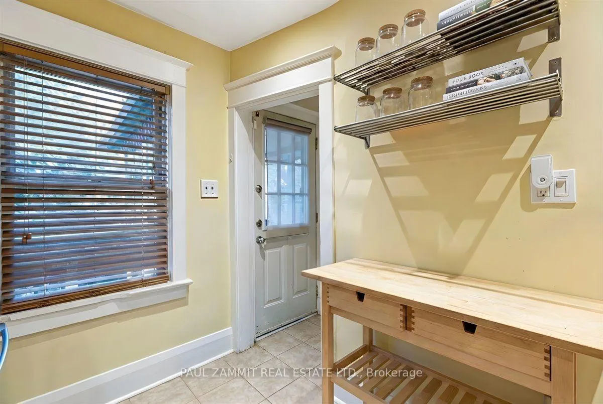Photo 11 of 4 Binswood Avenue, Toronto, Danforth Village-East York — HOMEH