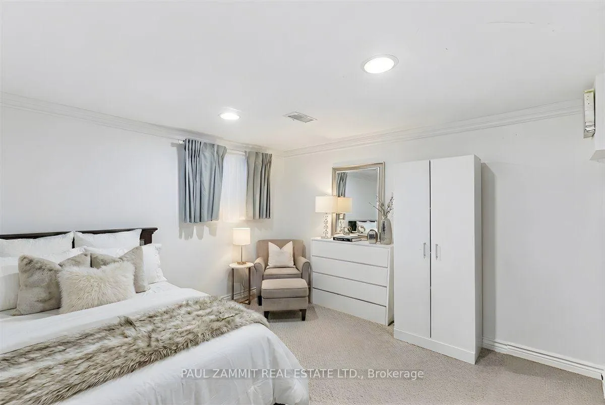 Photo 17 of 4 Binswood Avenue, Toronto, Danforth Village-East York — HOMEH