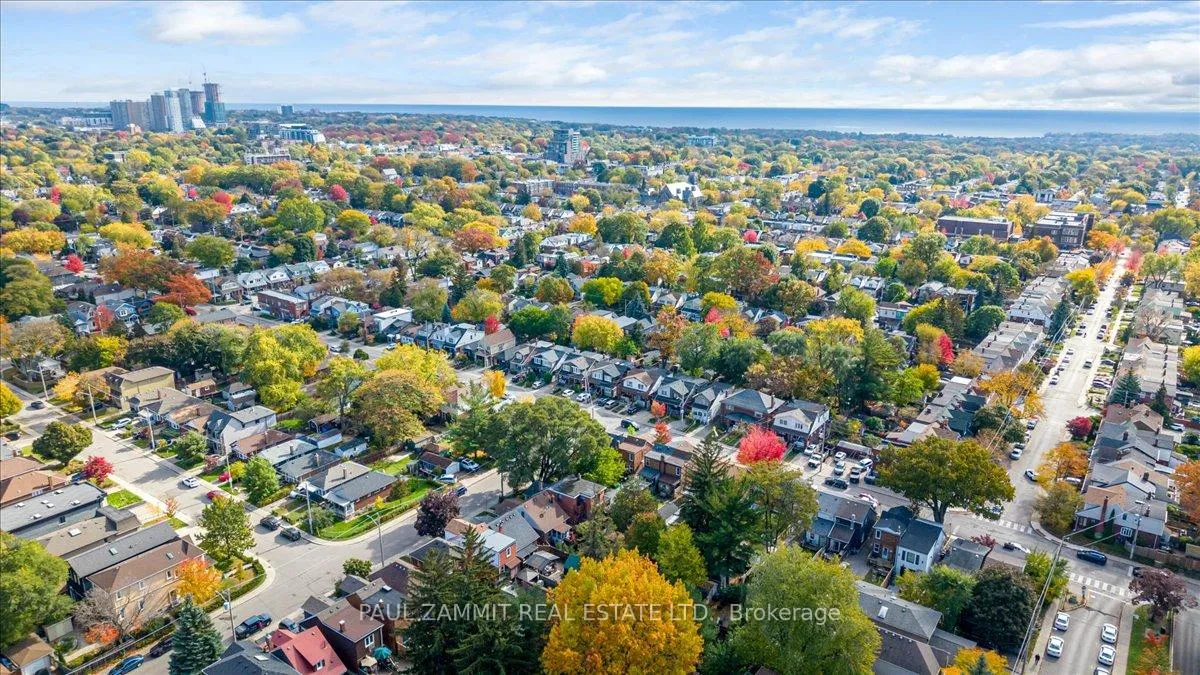 Photo 34 of 4 Binswood Avenue, Toronto, Danforth Village-East York — HOMEH
