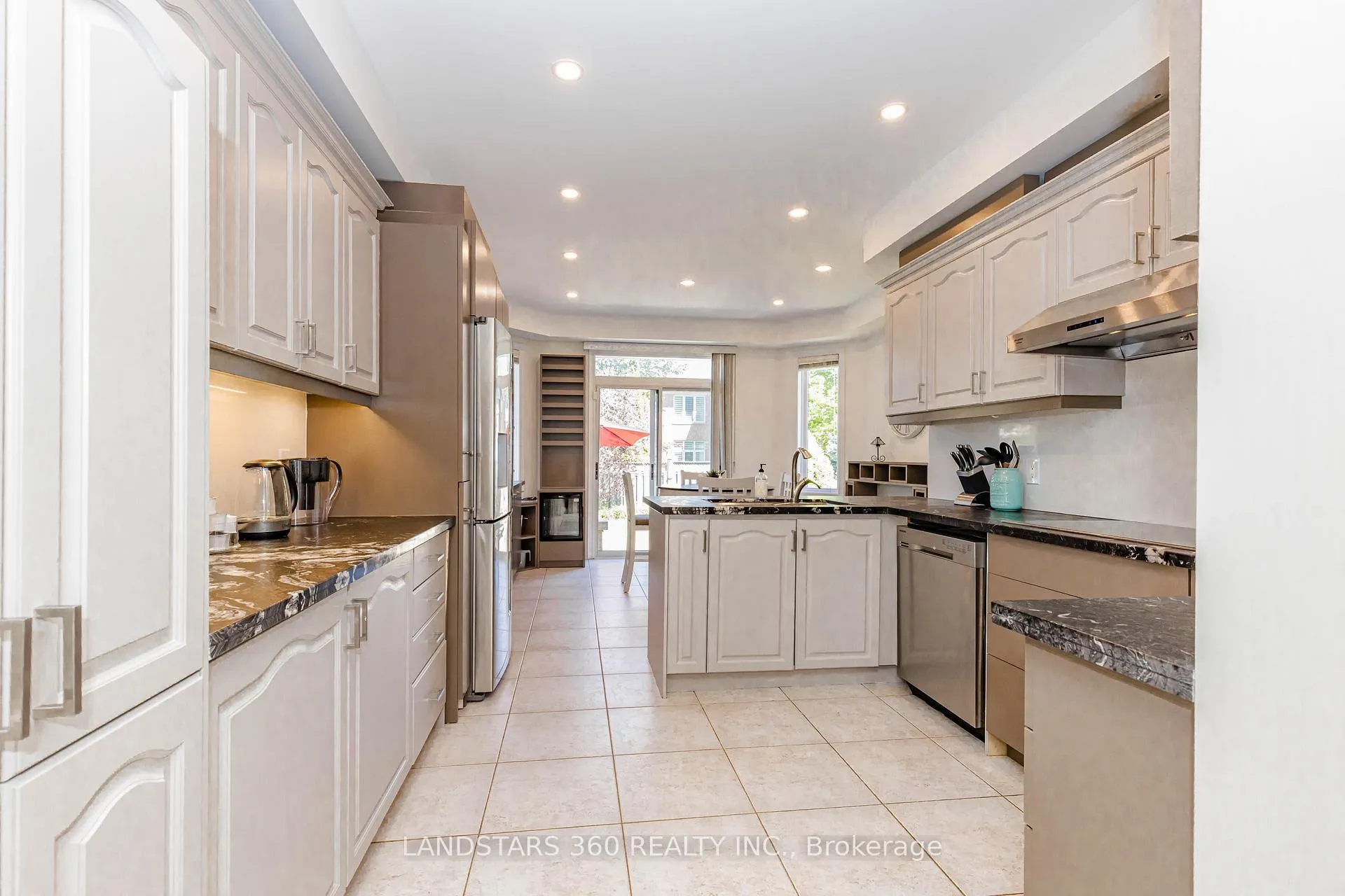 Photo 9 of 94 Sutcliffe Crescent, Markham, Cachet — HOMEH