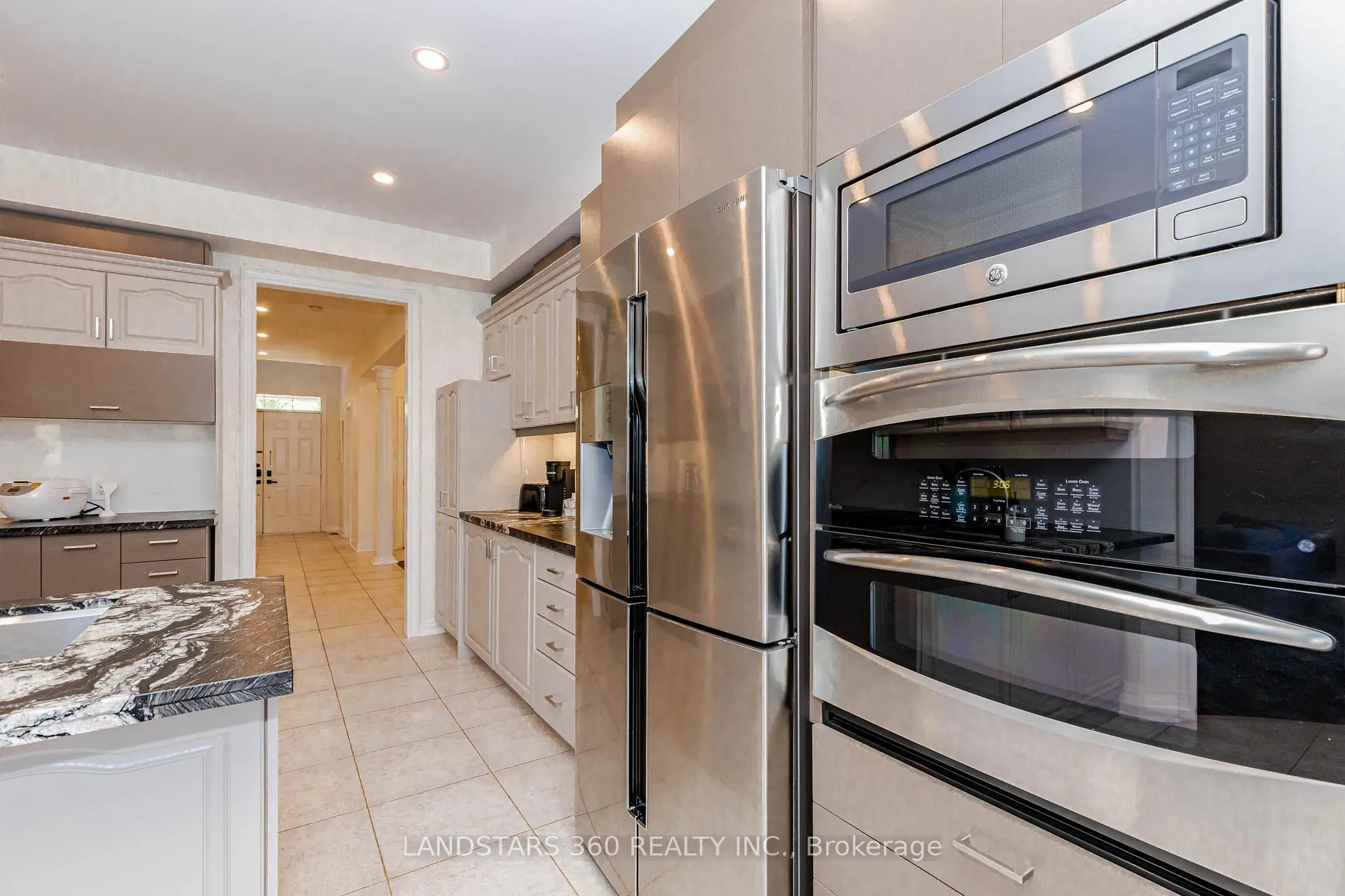 Photo 12 of 94 Sutcliffe Crescent, Markham, Cachet — HOMEH