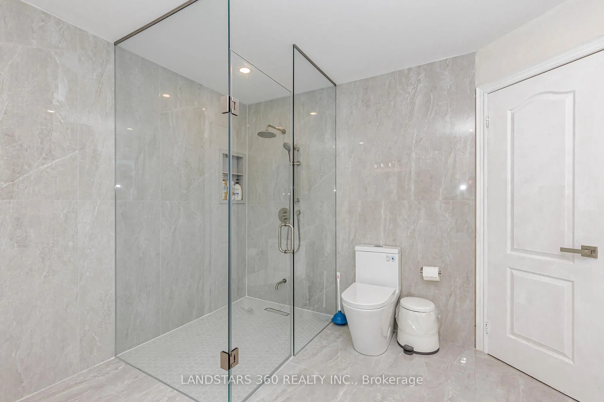 Photo 25 of 94 Sutcliffe Crescent, Markham, Cachet — HOMEH