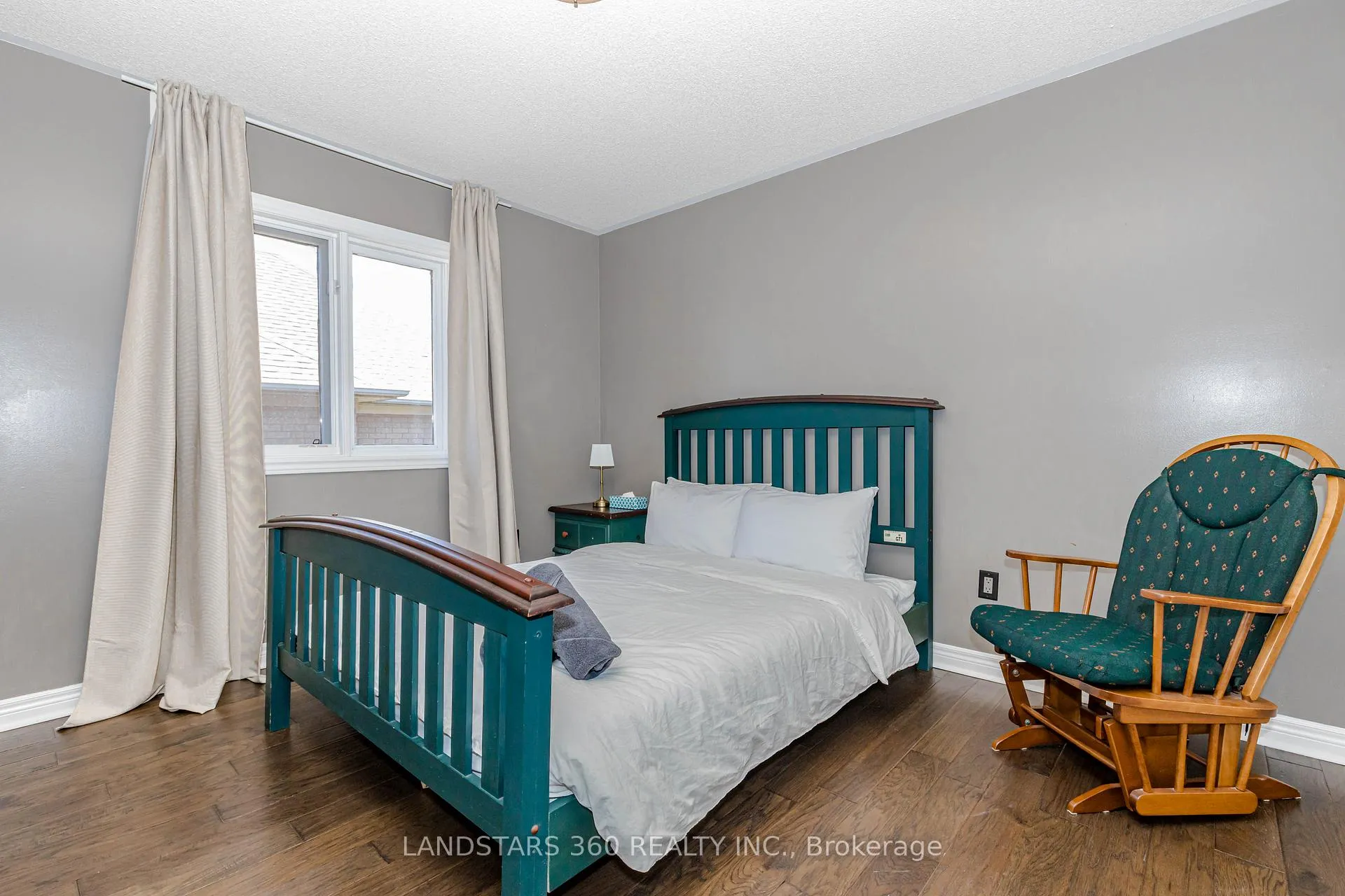Photo 30 of 94 Sutcliffe Crescent, Markham, Cachet — HOMEH