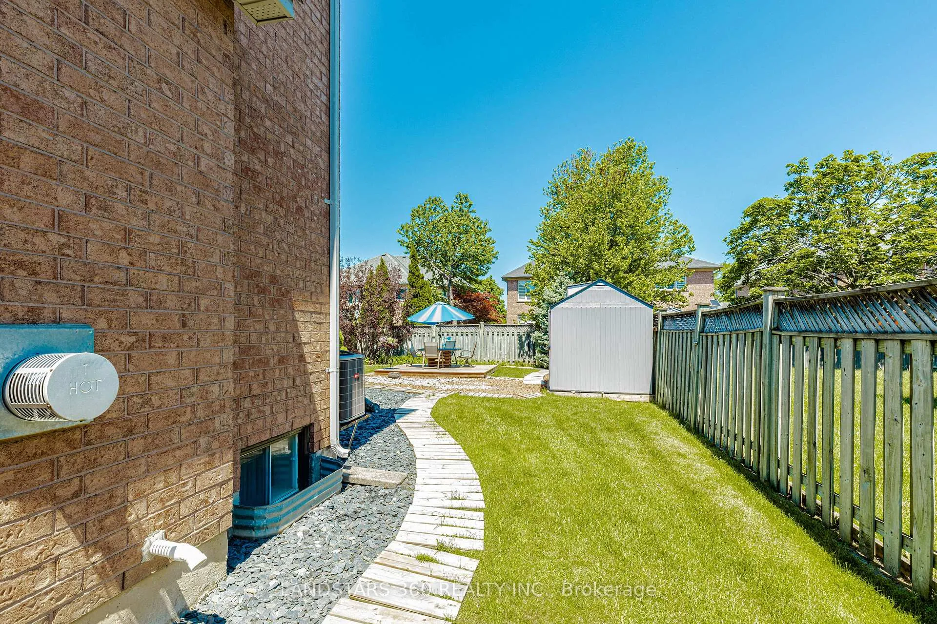 Photo 34 of 94 Sutcliffe Crescent, Markham, Cachet — HOMEH