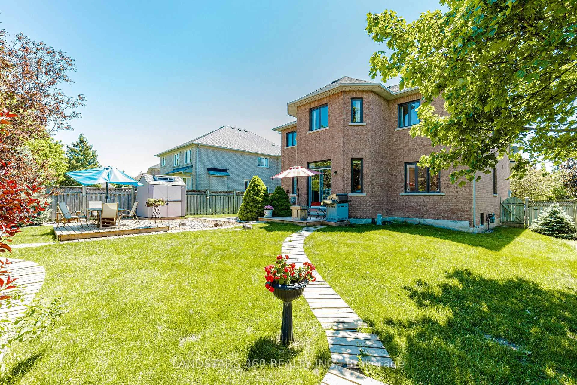 Photo 36 of 94 Sutcliffe Crescent, Markham, Cachet — HOMEH