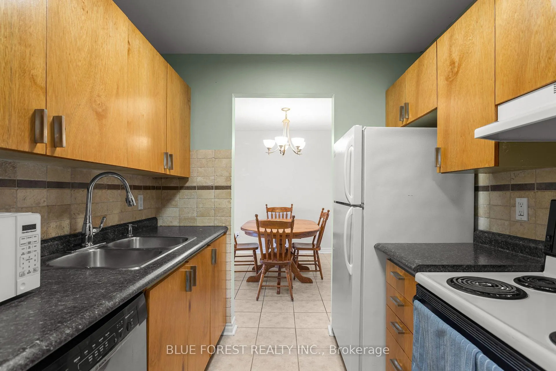 Photo 4 of Unit 55, 144 Conway Drive, London, South X — HOMEH