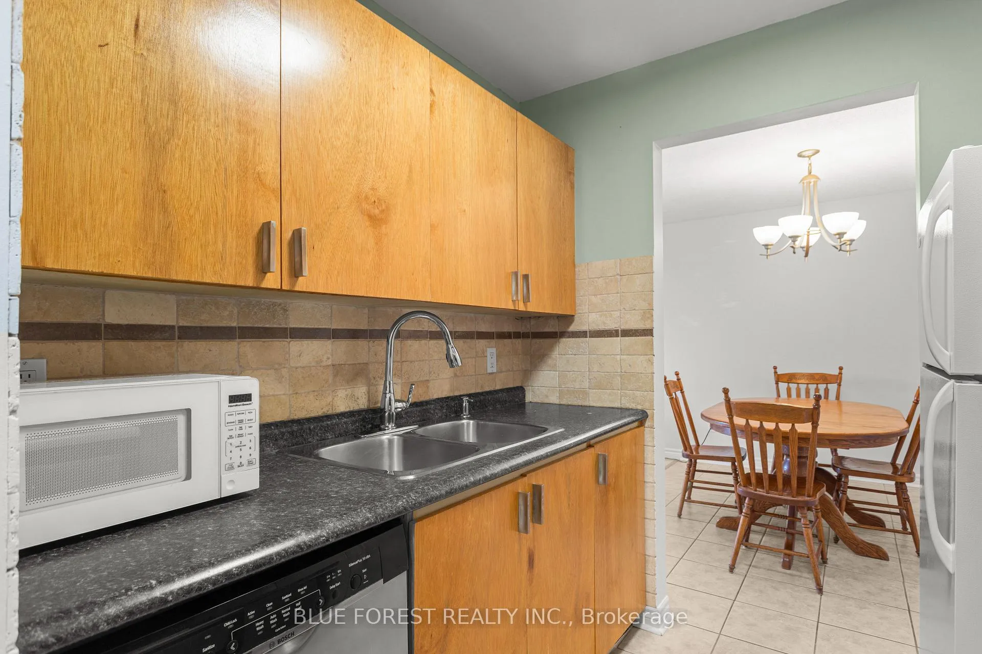 Photo 5 of Unit 55, 144 Conway Drive, London, South X — HOMEH