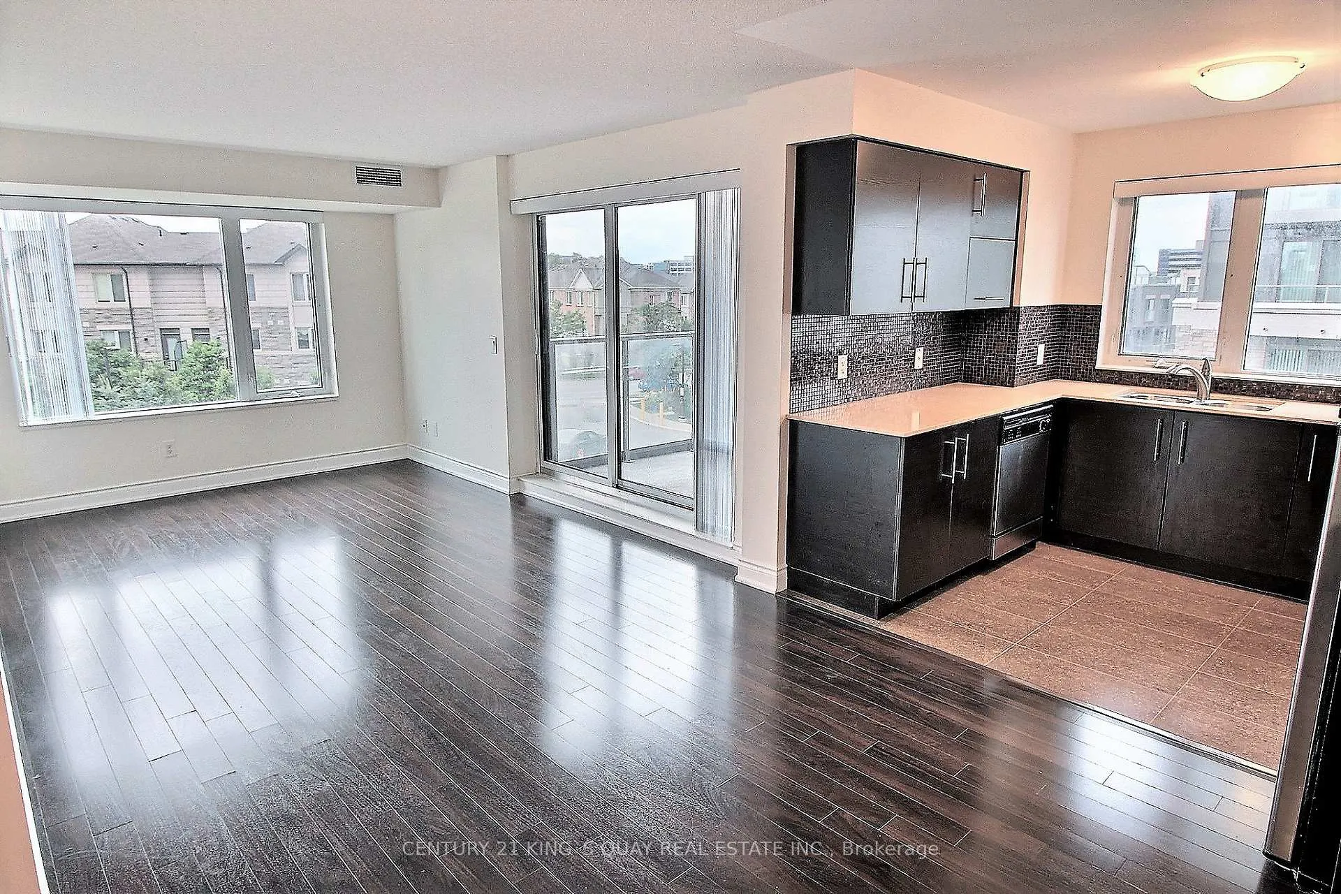 Photo 3 of Unit 306, 273 South Park Road, Markham, Commerce Valley — HOMEH