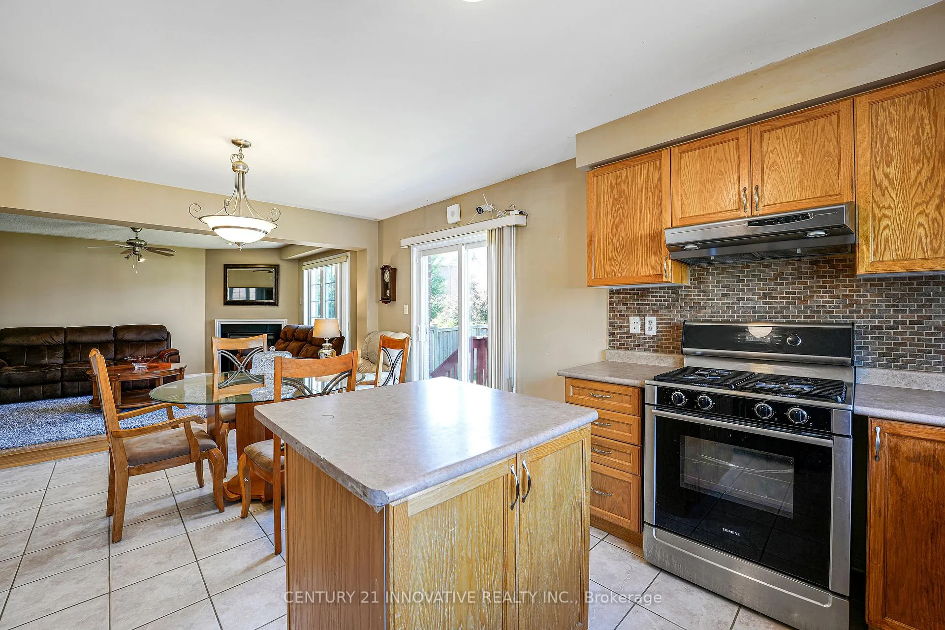 Photo 25 of 14 Middlecote Drive, Ajax, Northeast Ajax — HOMEH
