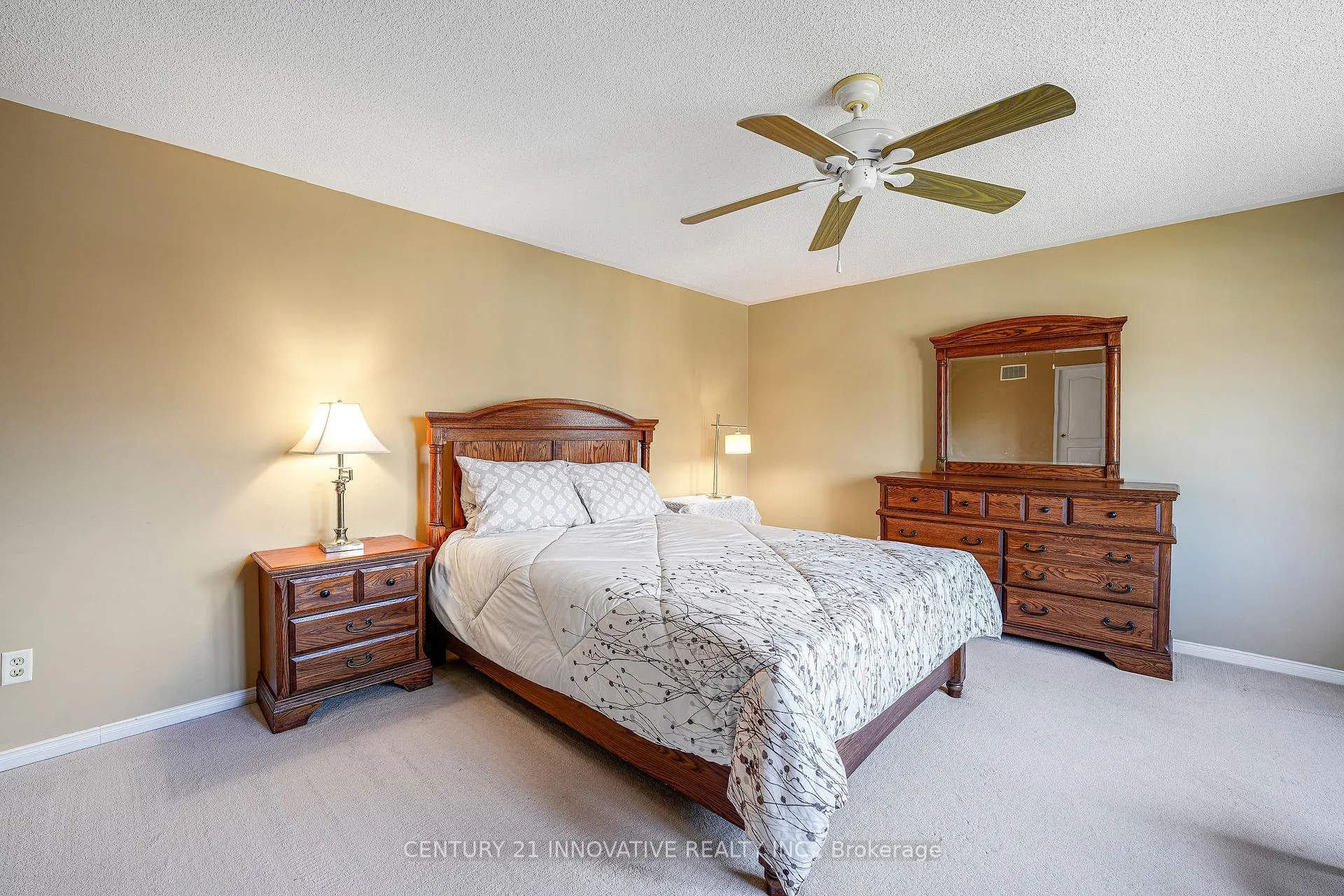 Photo 37 of 14 Middlecote Drive, Ajax, Northeast Ajax — HOMEH