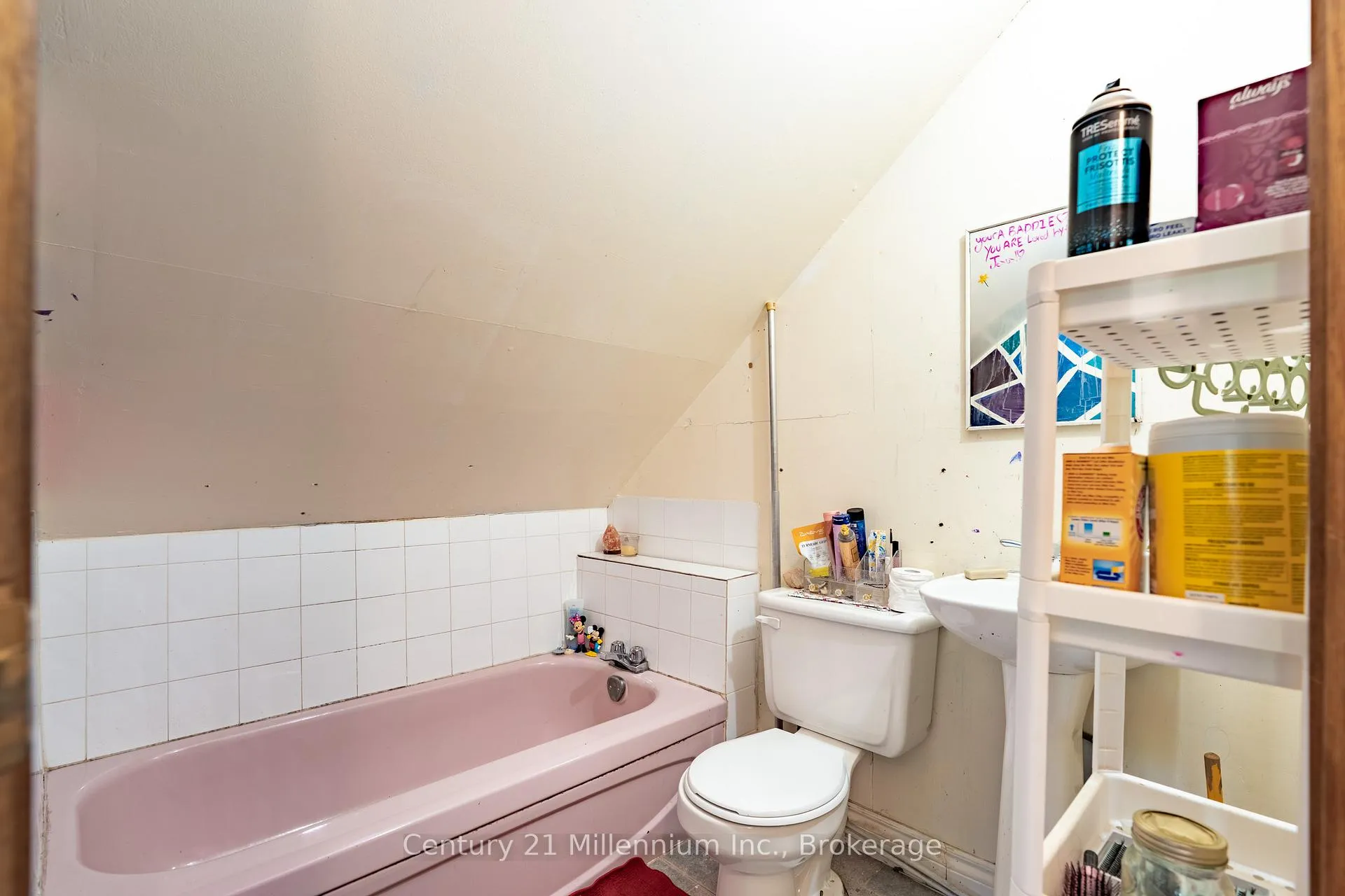 Photo 42 of 1700 3rd Avenue E, Owen Sound — HOMEH