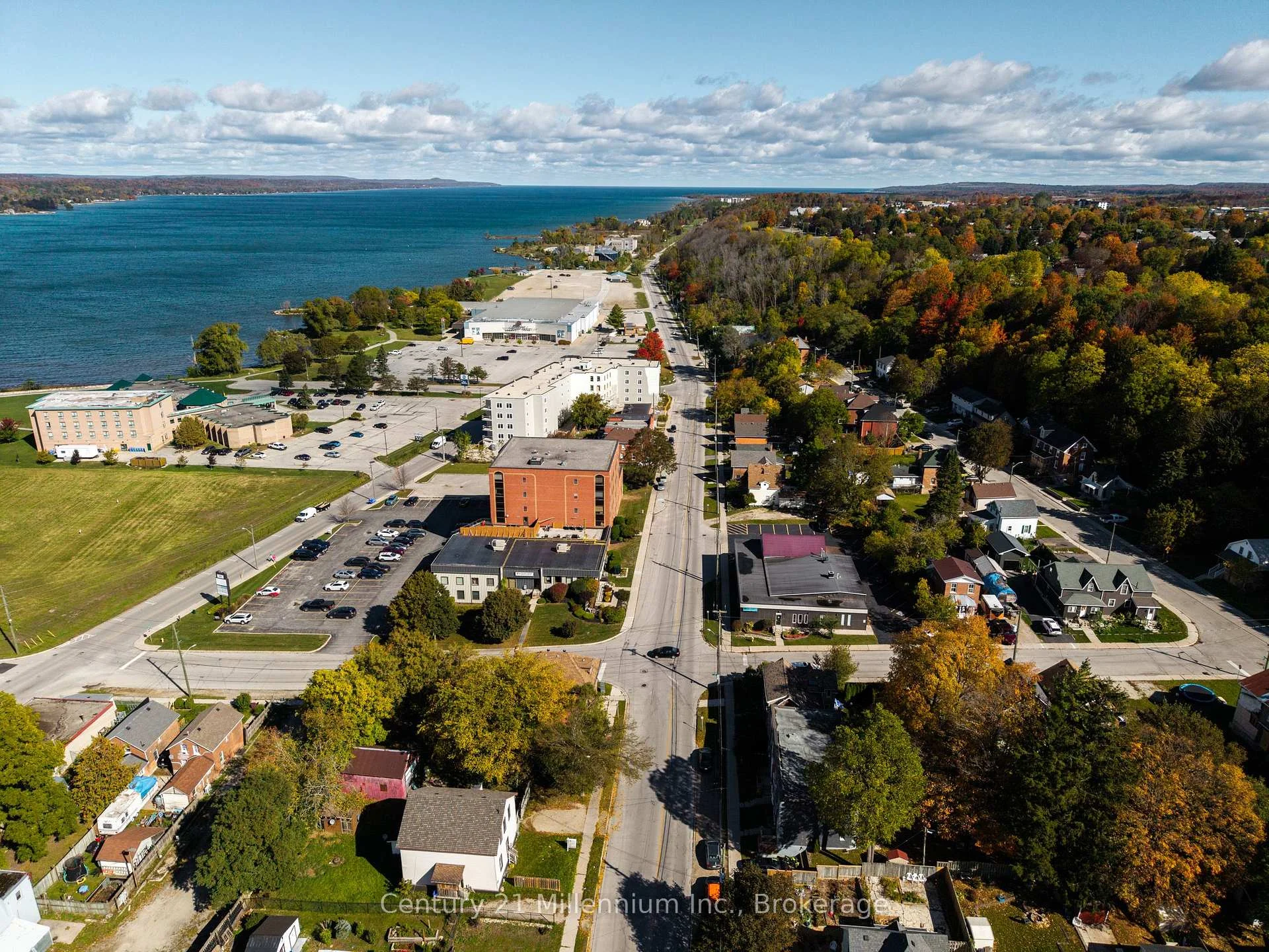 Photo 12 of 1700 3rd Avenue E, Owen Sound — HOMEH