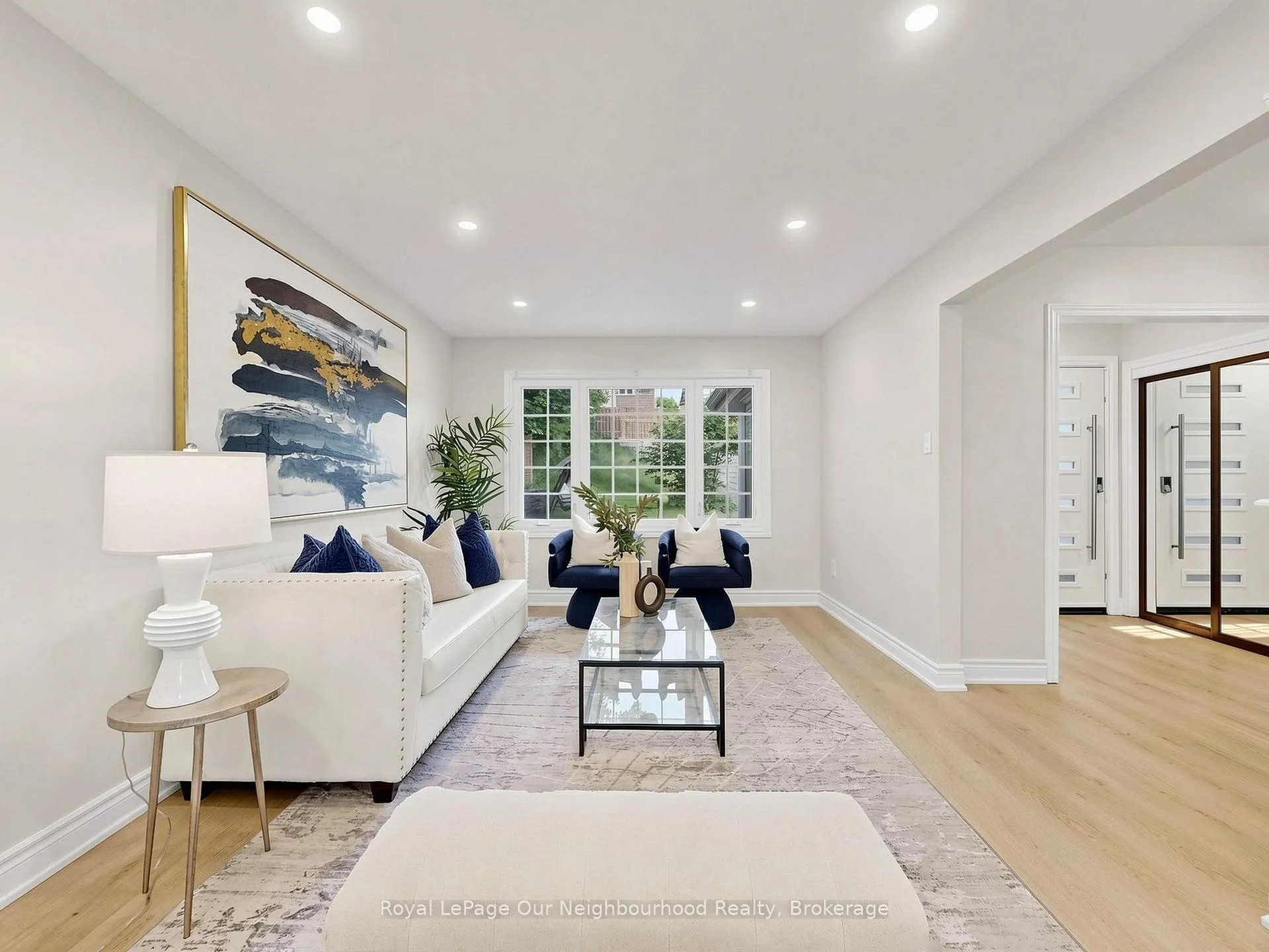 Photo 3 of 660 Dunn Crescent, Pickering, Rosebank — HOMEH