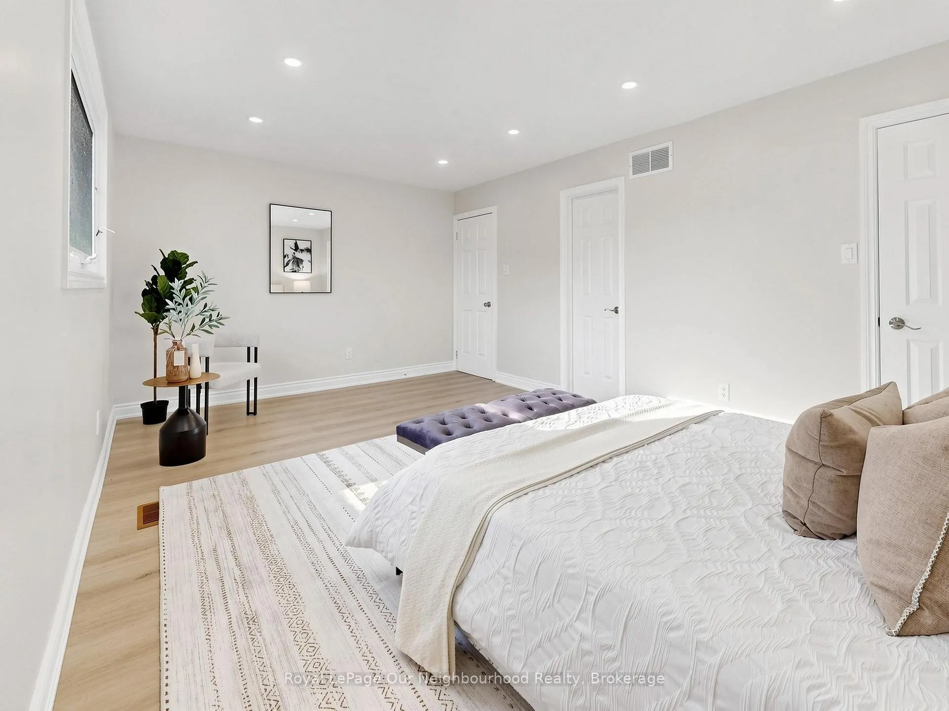 Photo 15 of 660 Dunn Crescent, Pickering, Rosebank — HOMEH