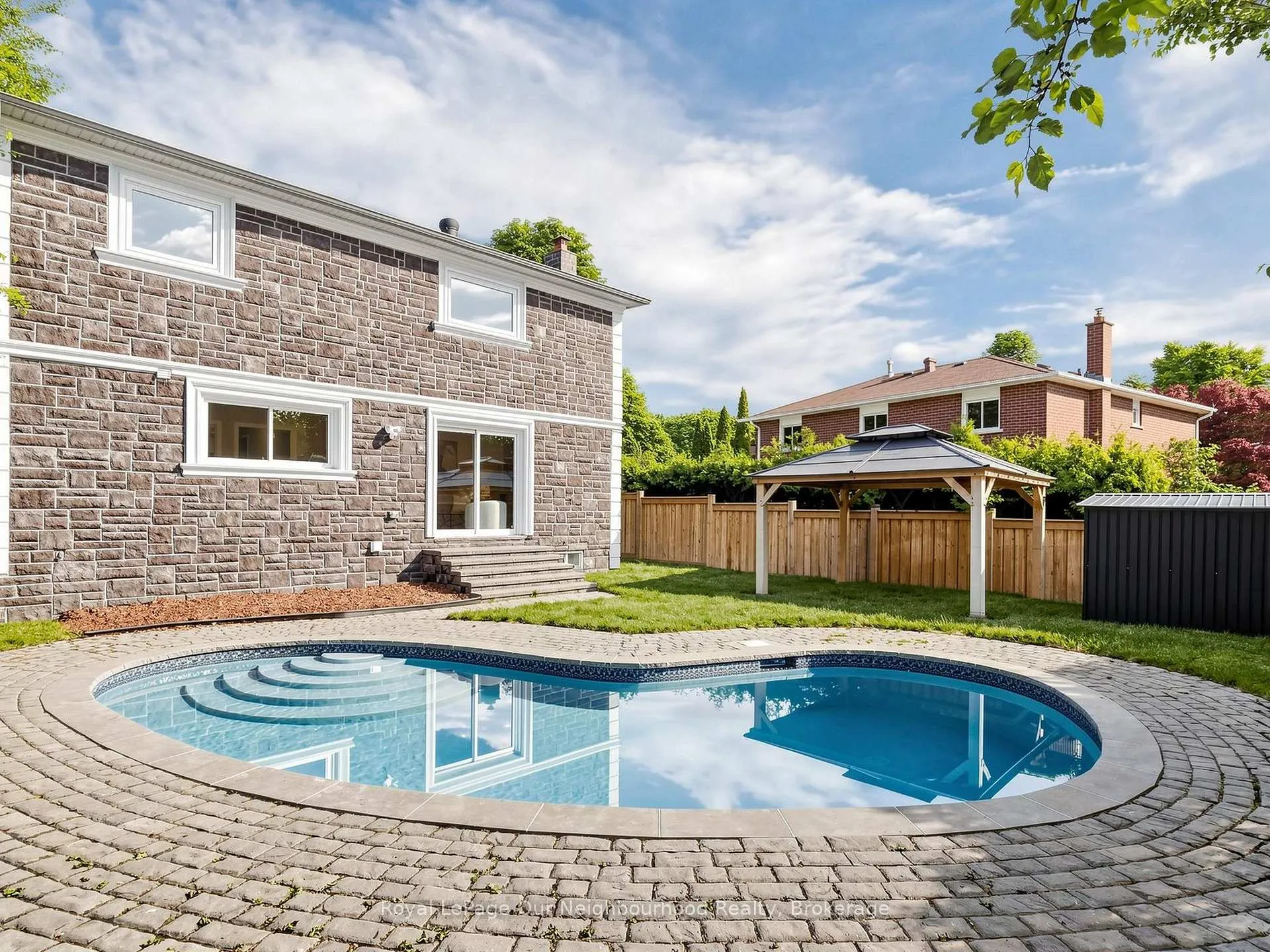 Photo 39 of 660 Dunn Crescent, Pickering, Rosebank — HOMEH