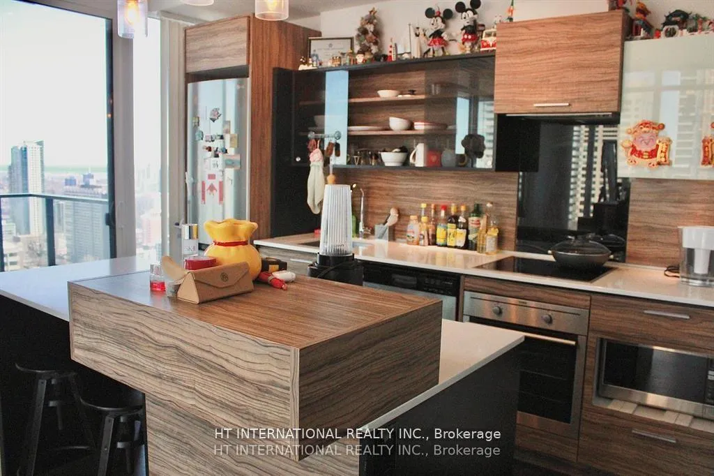 Photo 3 of Unit 3308, 75 St Nicholas Street, Toronto, Bay Street Corridor — HOMEH