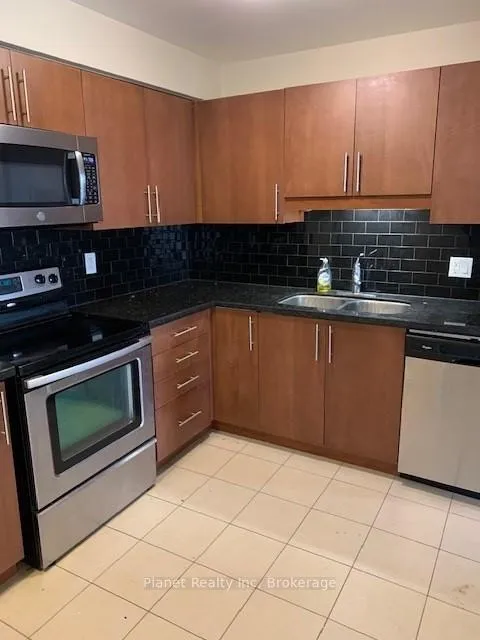 Photo 7 of Unit 902, 55 Yarmouth Street, Guelph, Downtown — HOMEH