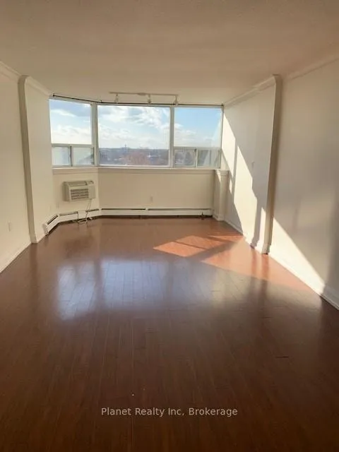 Photo 9 of Unit 902, 55 Yarmouth Street, Guelph, Downtown — HOMEH