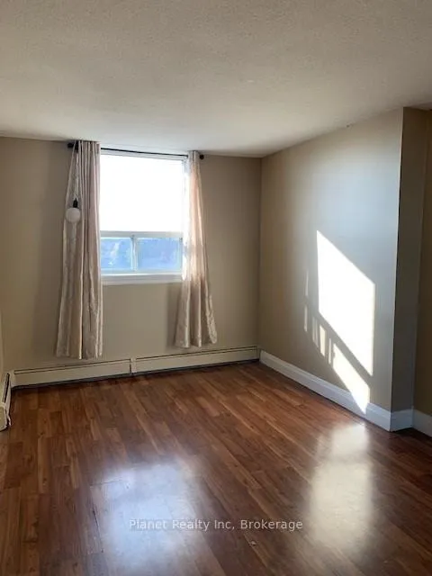 Photo 16 of Unit 902, 55 Yarmouth Street, Guelph, Downtown — HOMEH