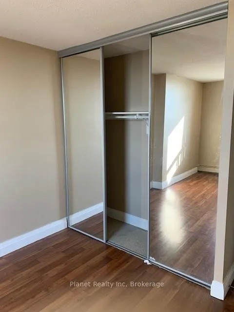Photo 17 of Unit 902, 55 Yarmouth Street, Guelph, Downtown — HOMEH