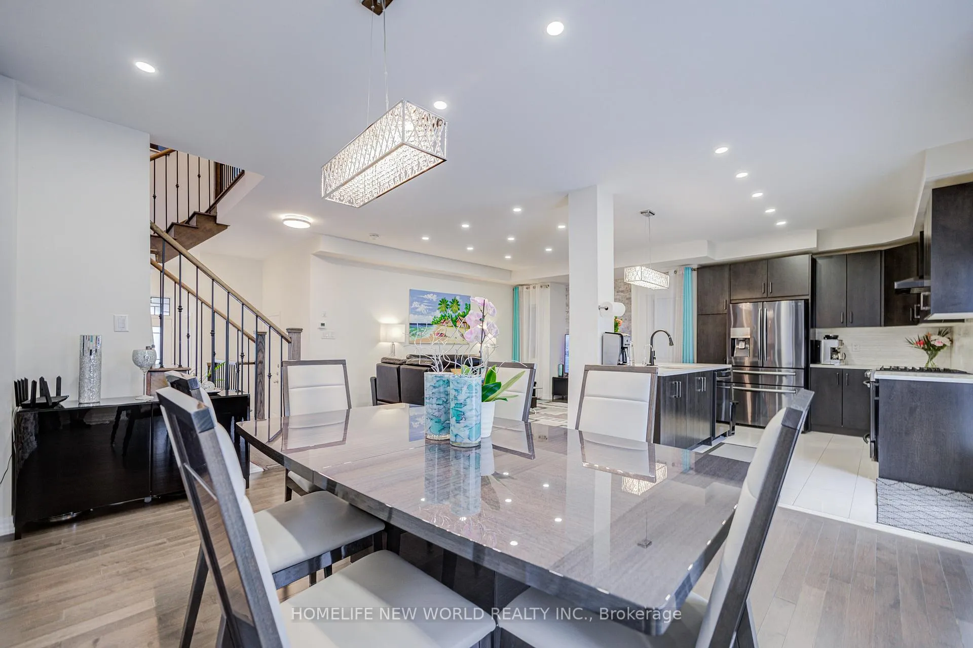 Photo 18 of 74 Tango Crescent, Newmarket, Woodland Hill — HOMEH