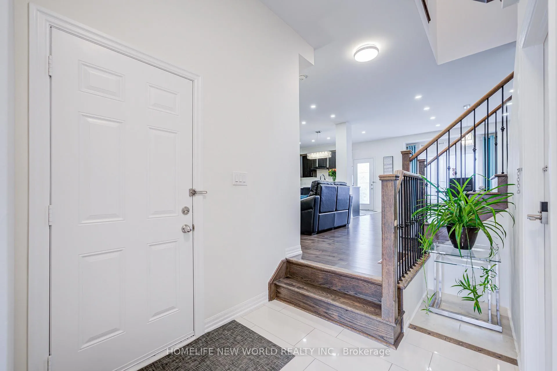 Photo 23 of 74 Tango Crescent, Newmarket, Woodland Hill — HOMEH