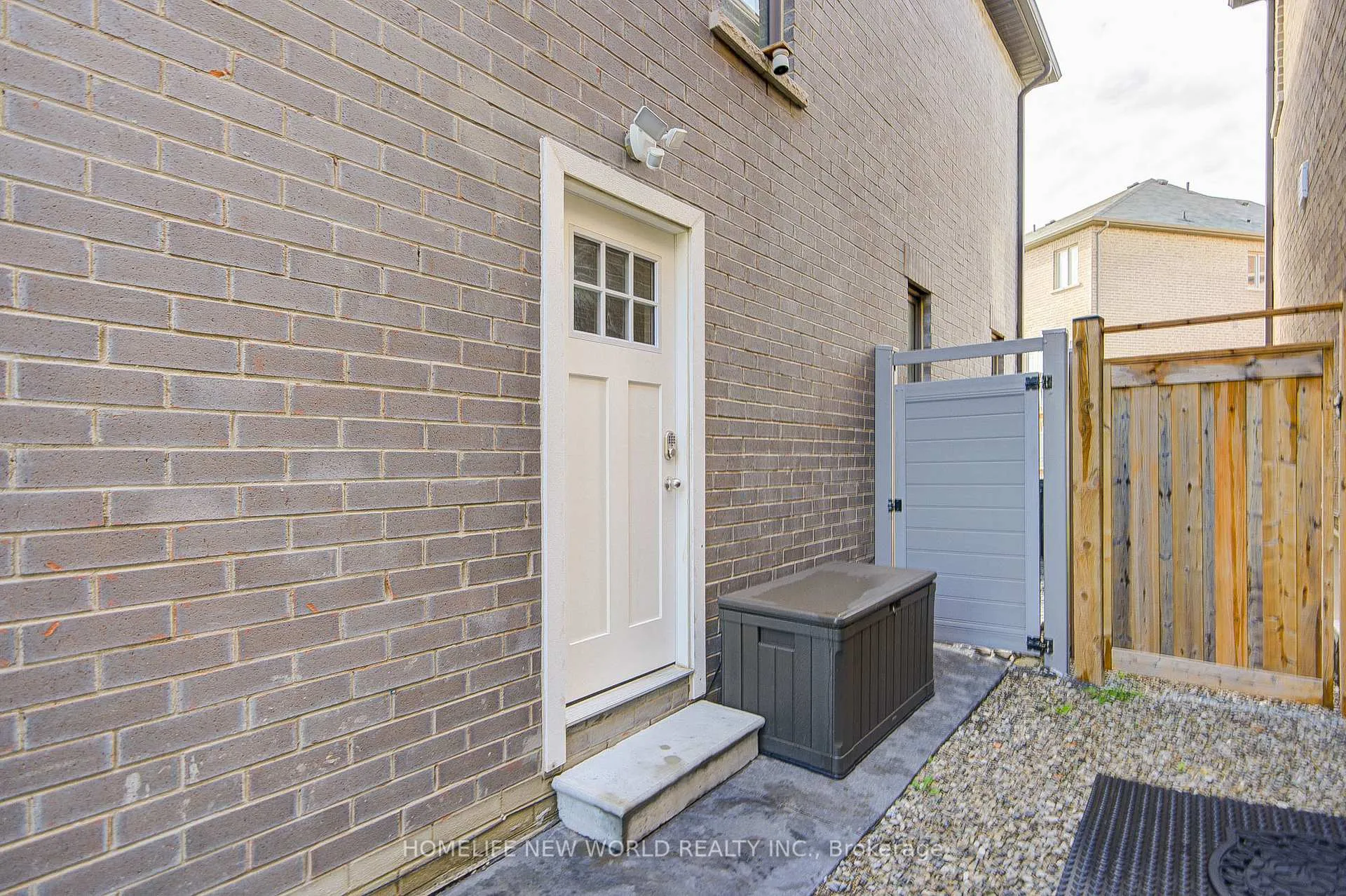 Photo 40 of 74 Tango Crescent, Newmarket, Woodland Hill — HOMEH