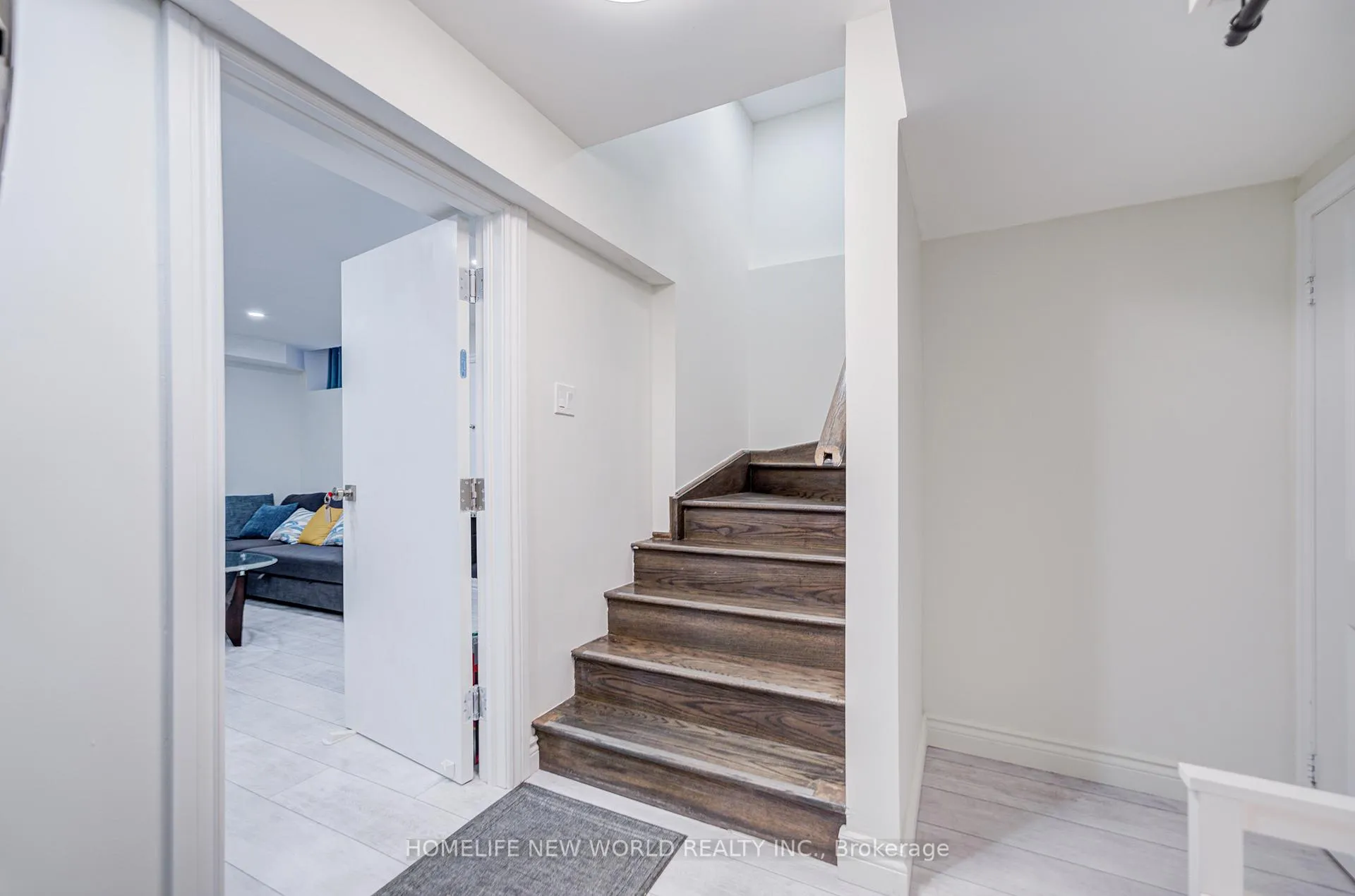 Photo 42 of 74 Tango Crescent, Newmarket, Woodland Hill — HOMEH
