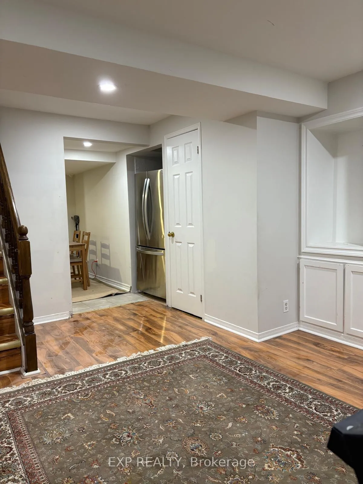 Photo 7 of 1483 Princeton Crescent, Oakville, College Park — HOMEH