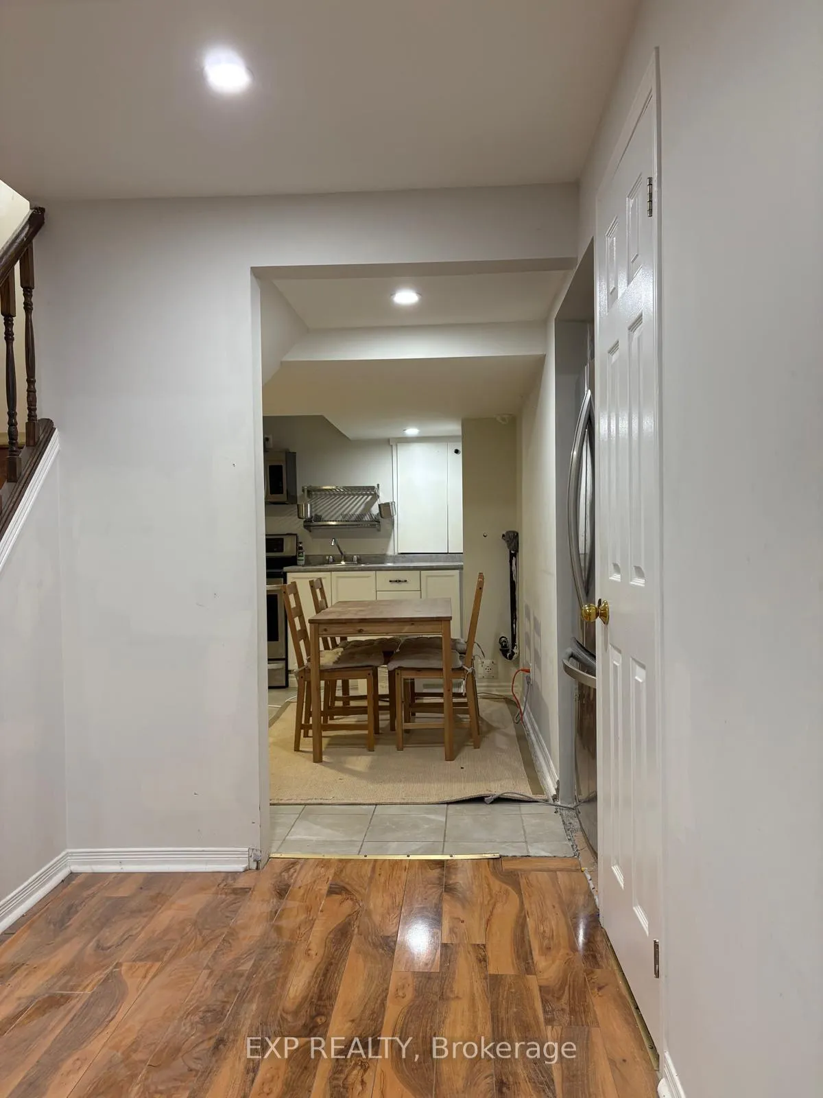 Photo 14 of 1483 Princeton Crescent, Oakville, College Park — HOMEH