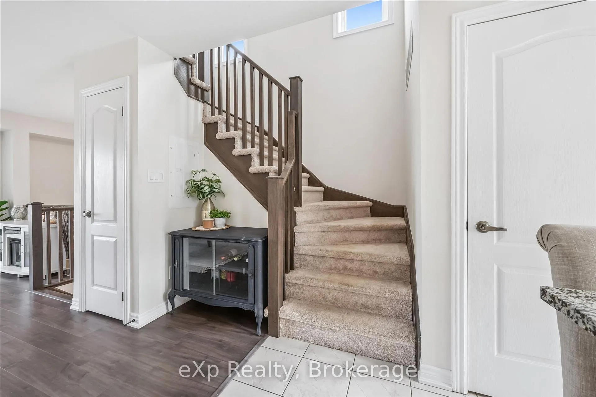 Photo 23 of 238 Law Drive, Guelph, Grange Road — HOMEH