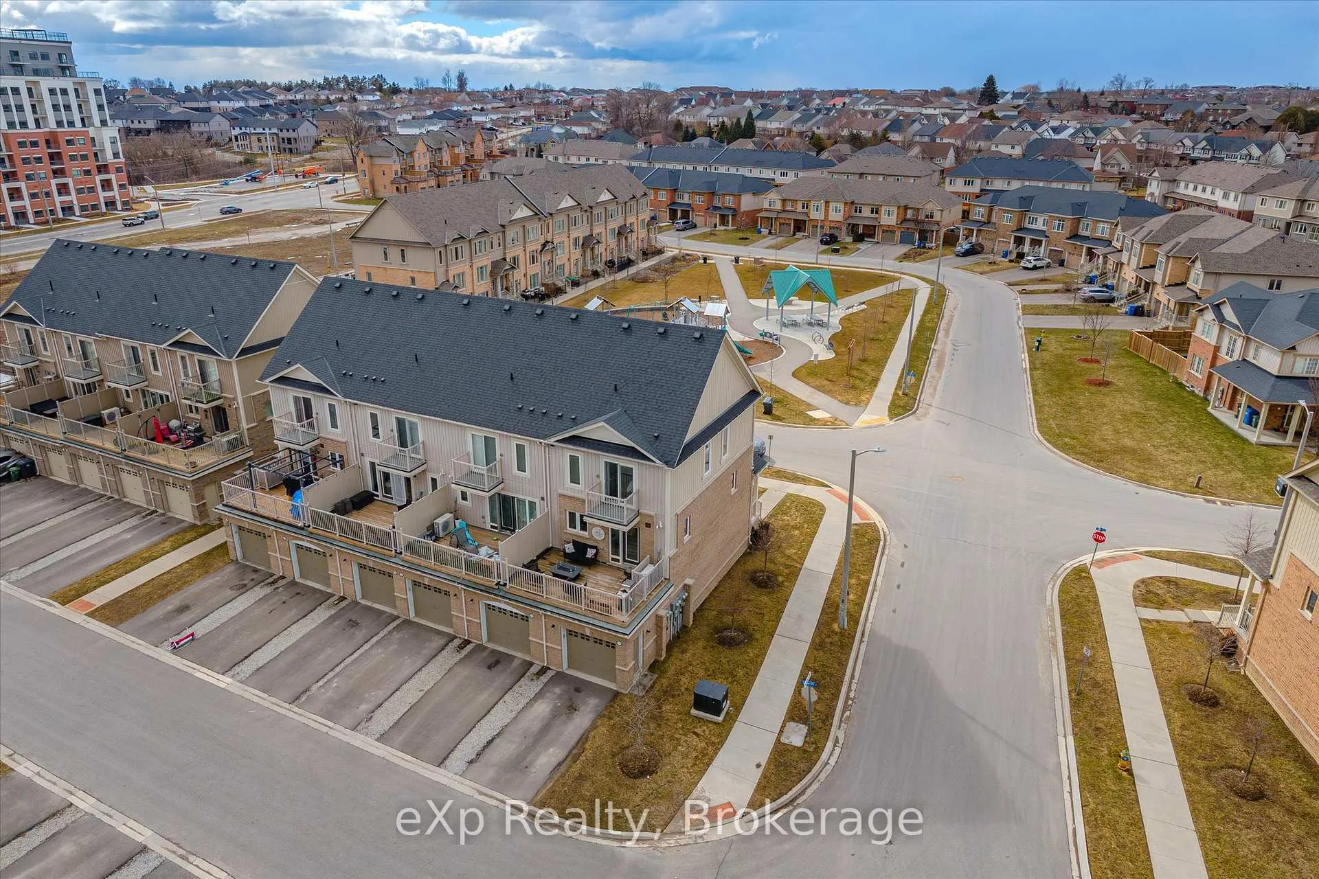 Photo 36 of 238 Law Drive, Guelph, Grange Road — HOMEH