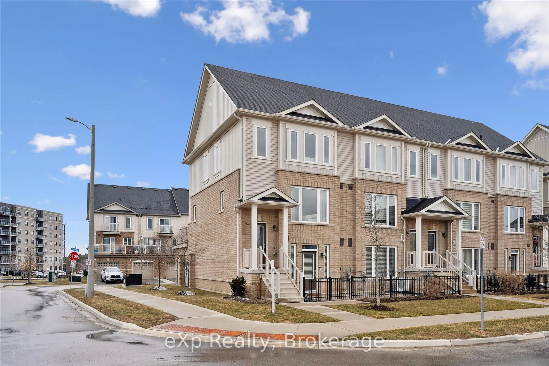 Photo 37 of 238 Law Drive, Guelph, Grange Road — HOMEH